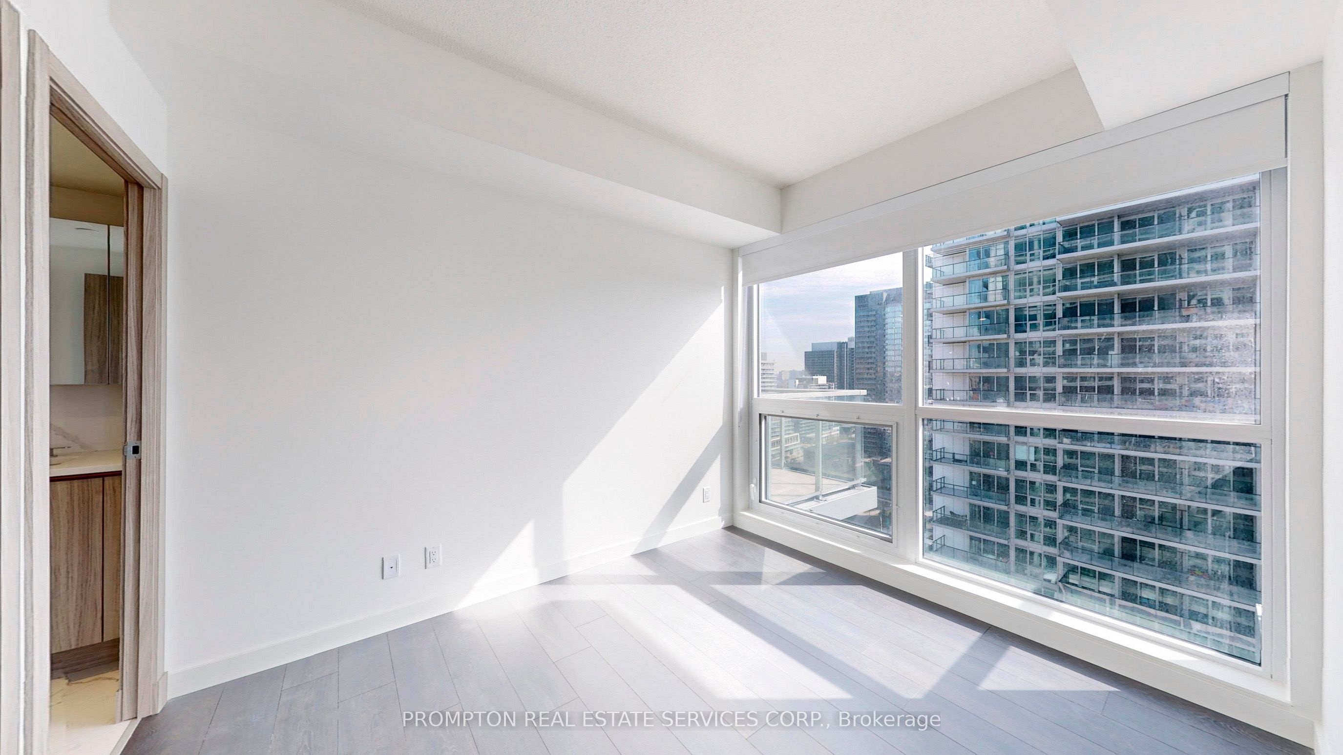 #2102 - 27 Mcmahon Drive Property Photo 12