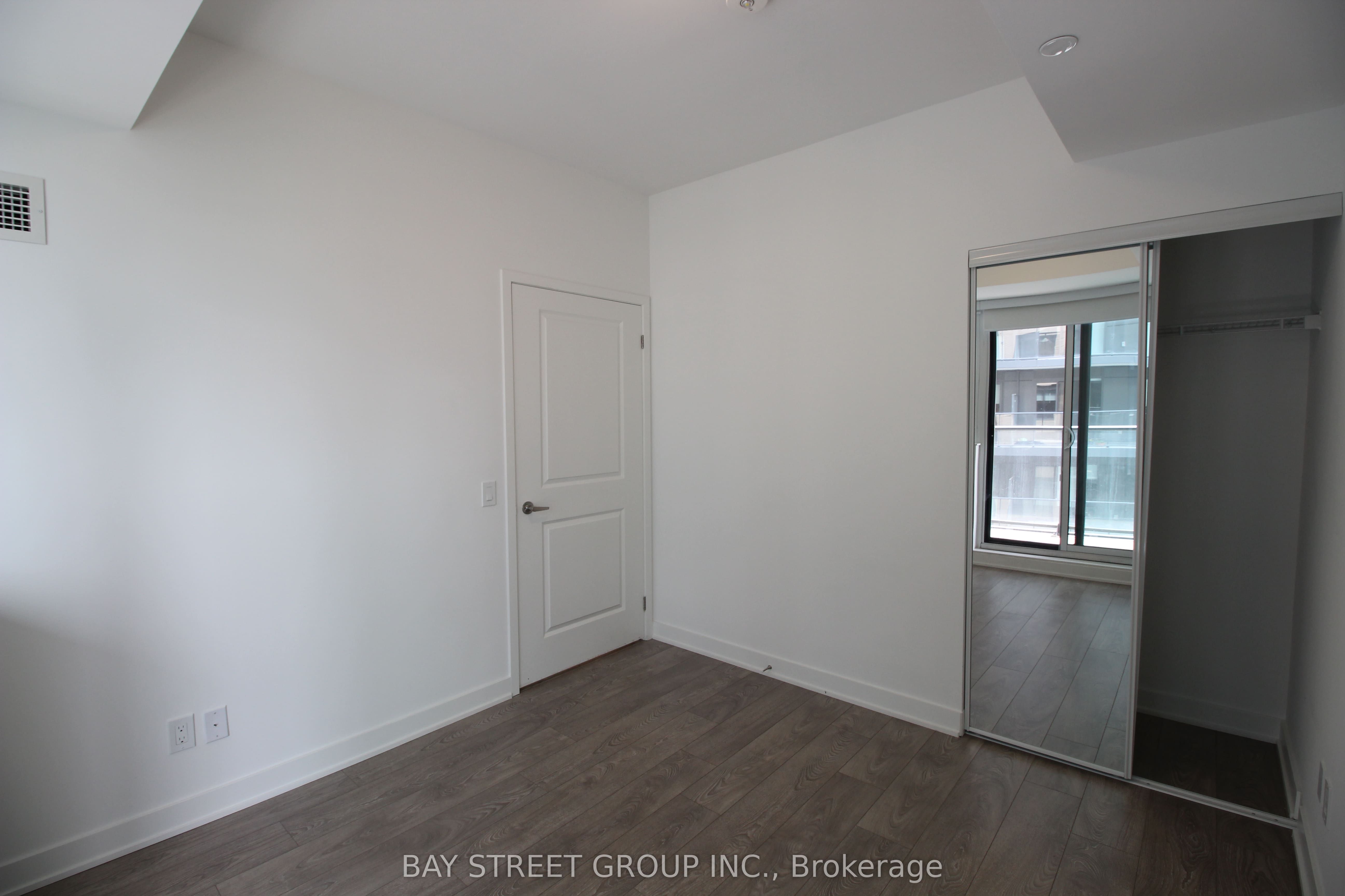 #814 - 543 Richmond Street Property Photo 10
