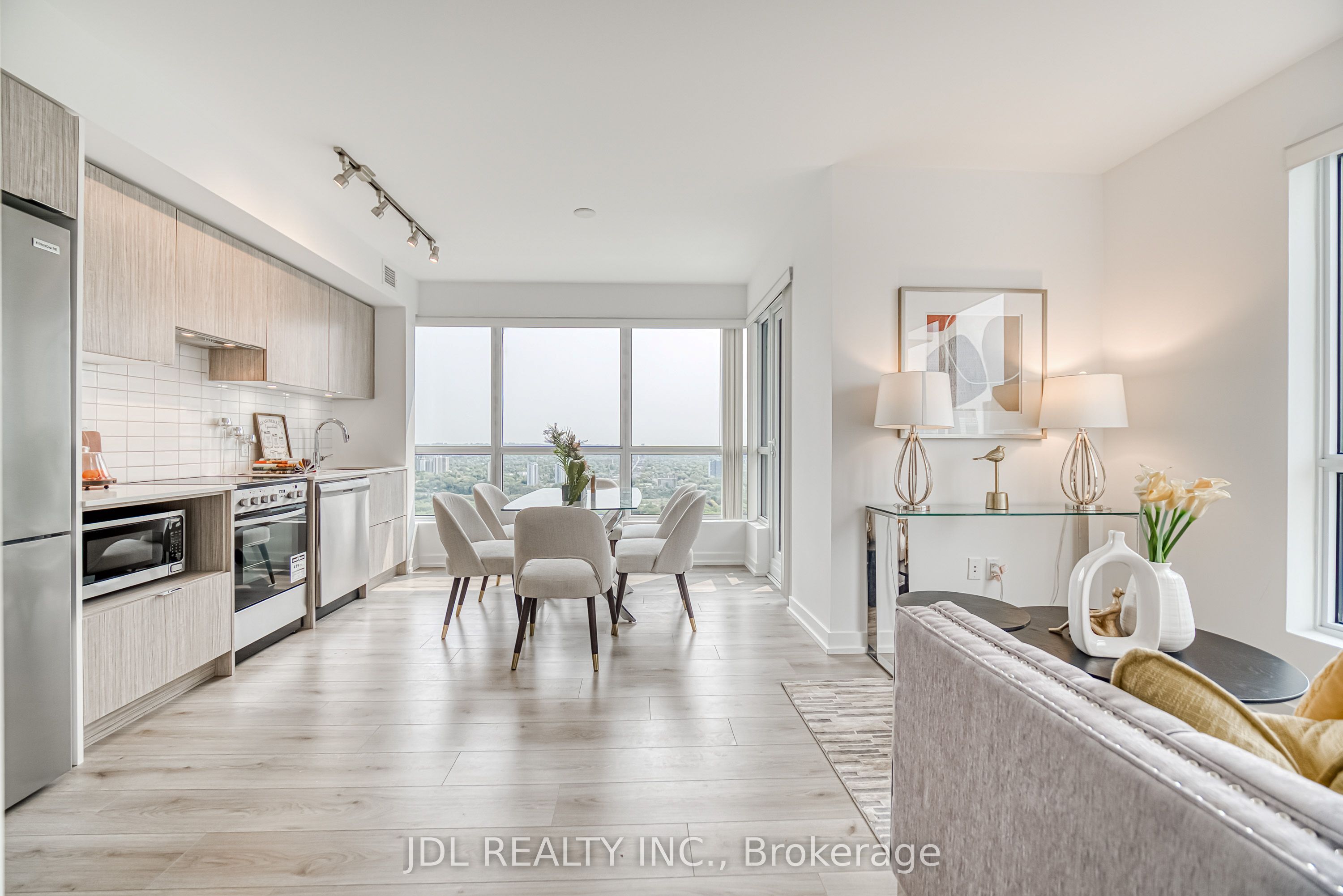 #3910 - 395 Bloor Street Property Photo 1