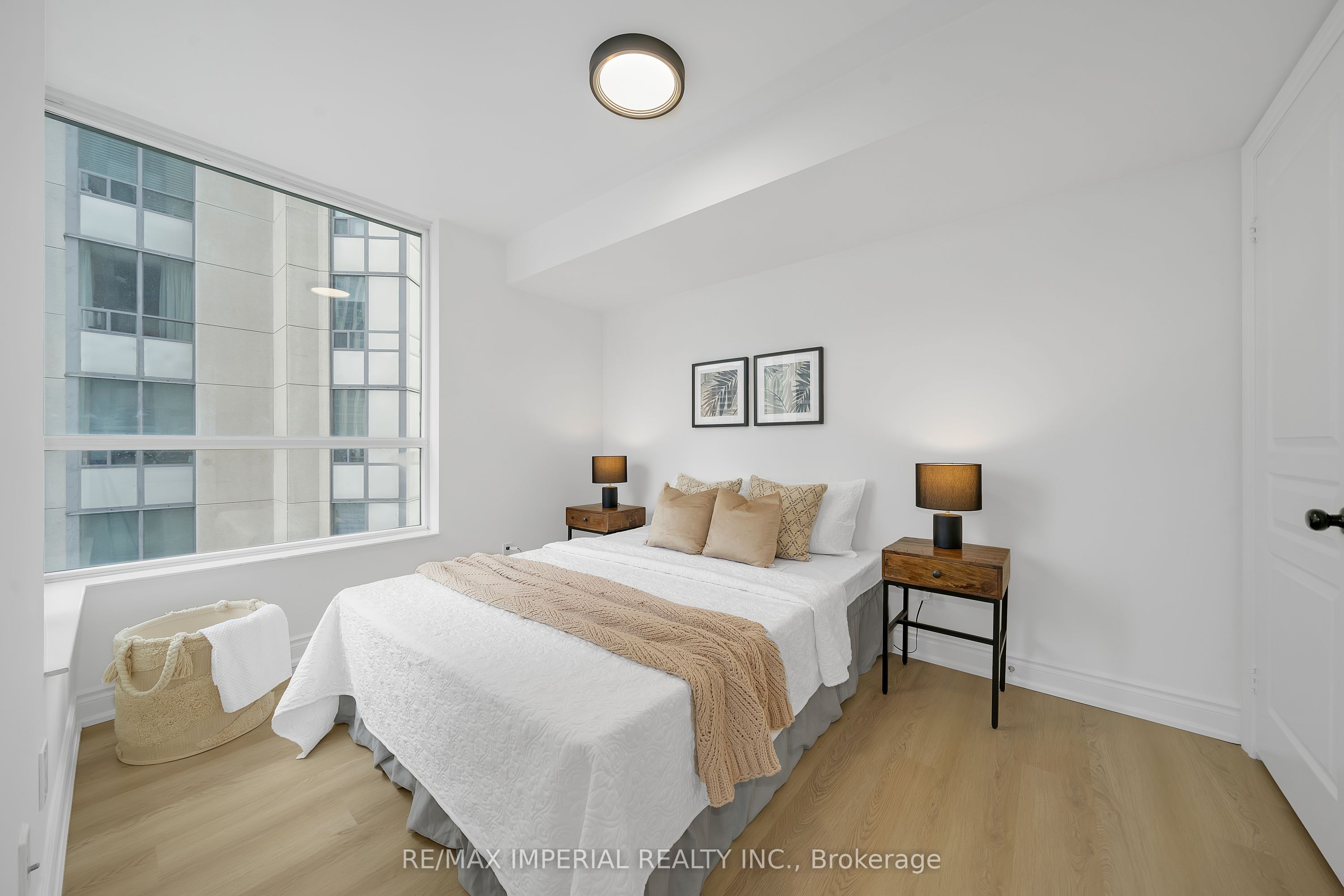 #1211 - 5 Northtown Way Property Photo 17