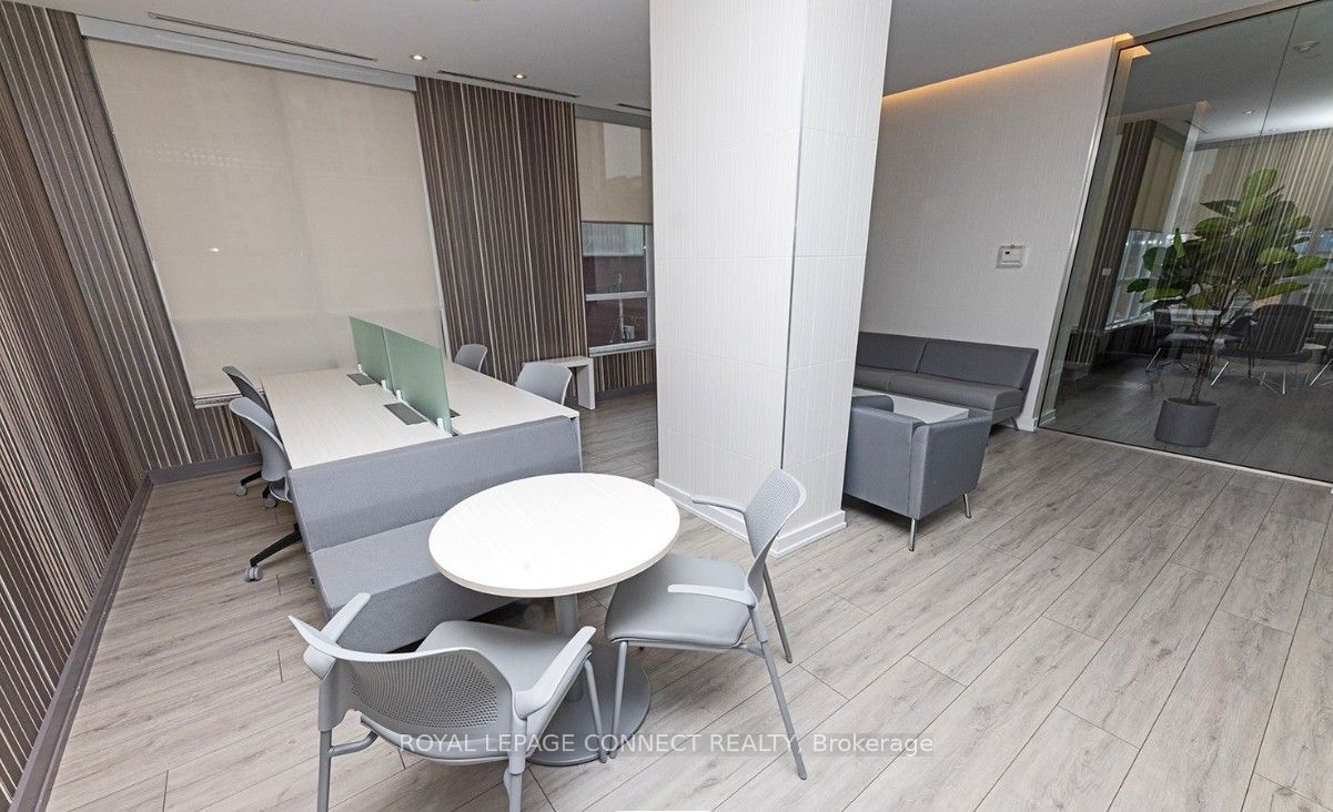 500 Sherbourne Street 701 Property Photo 8