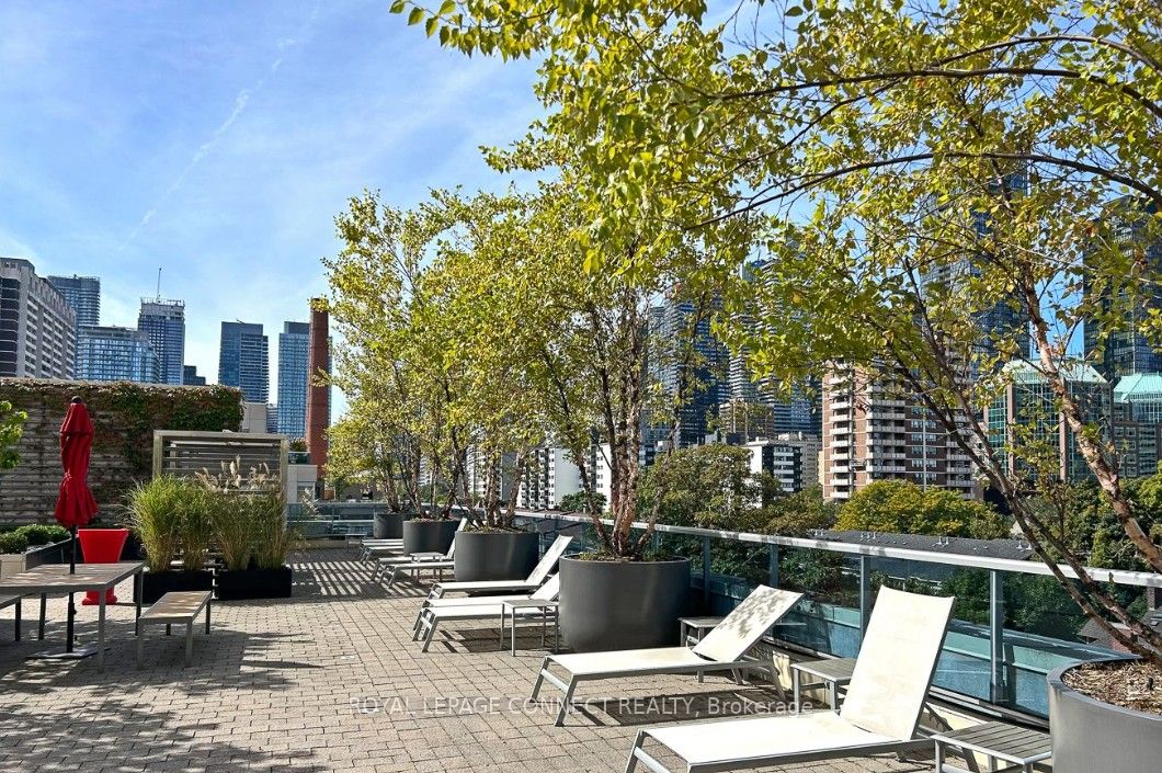 500 Sherbourne Street 701 Property Photo 17
