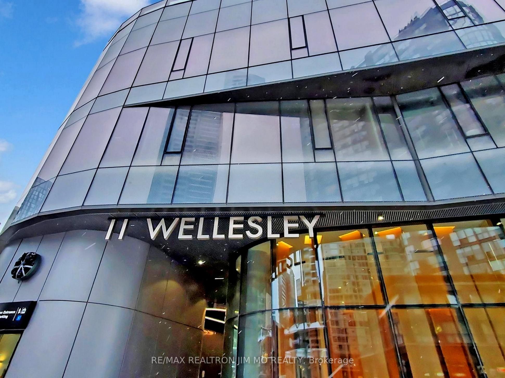 11 Wellesley Street W 1208 Property Photo 1