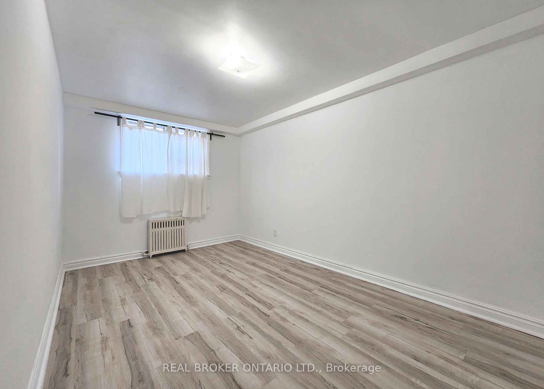 388 Winona Drive 1 Property Photo 8