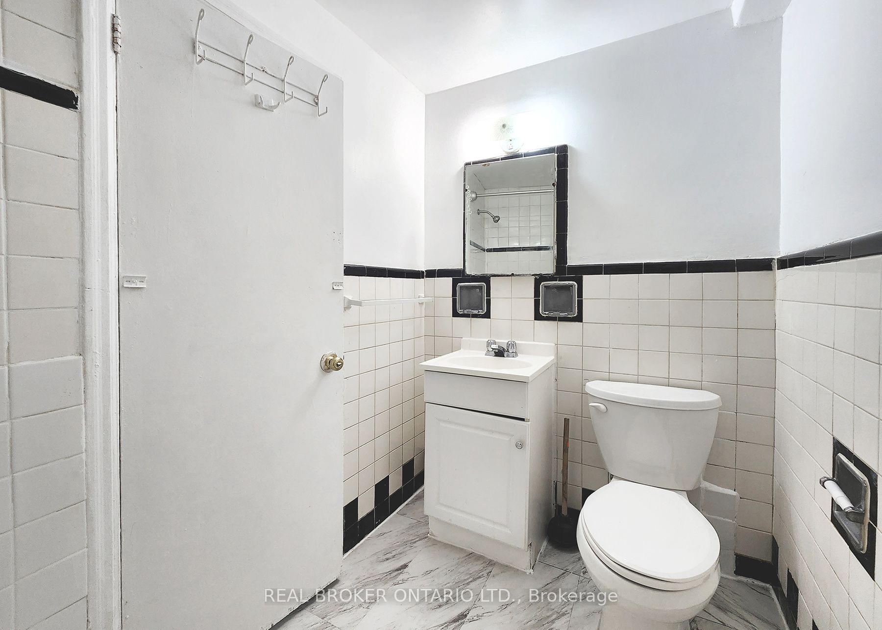 388 Winona Drive 1 Property Photo 12