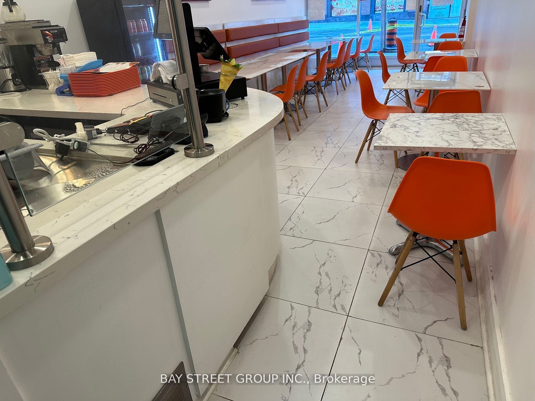 510 Yonge Street #100 Property Photo 6