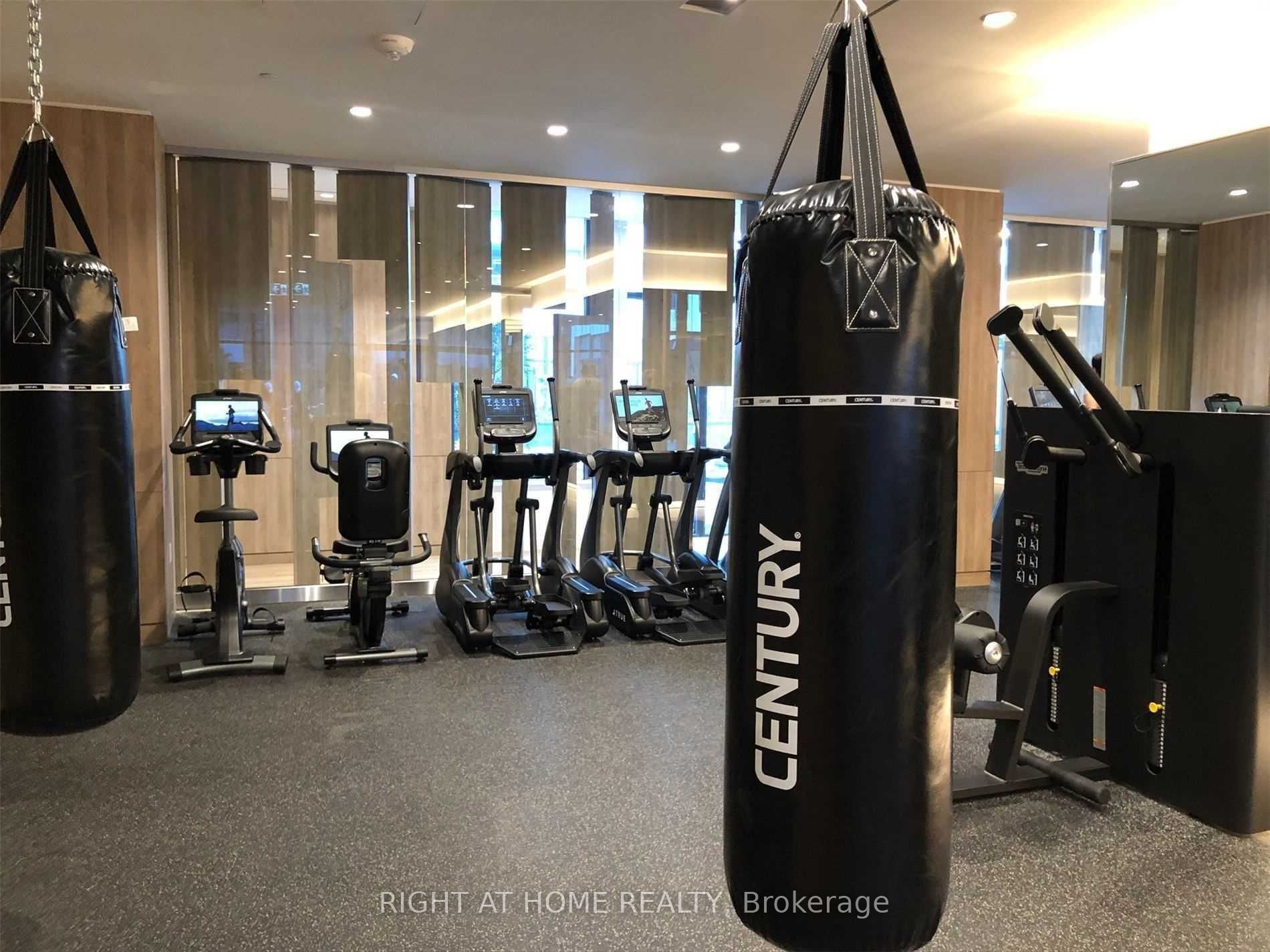 576 Front Street W 1107 Property Photo 18