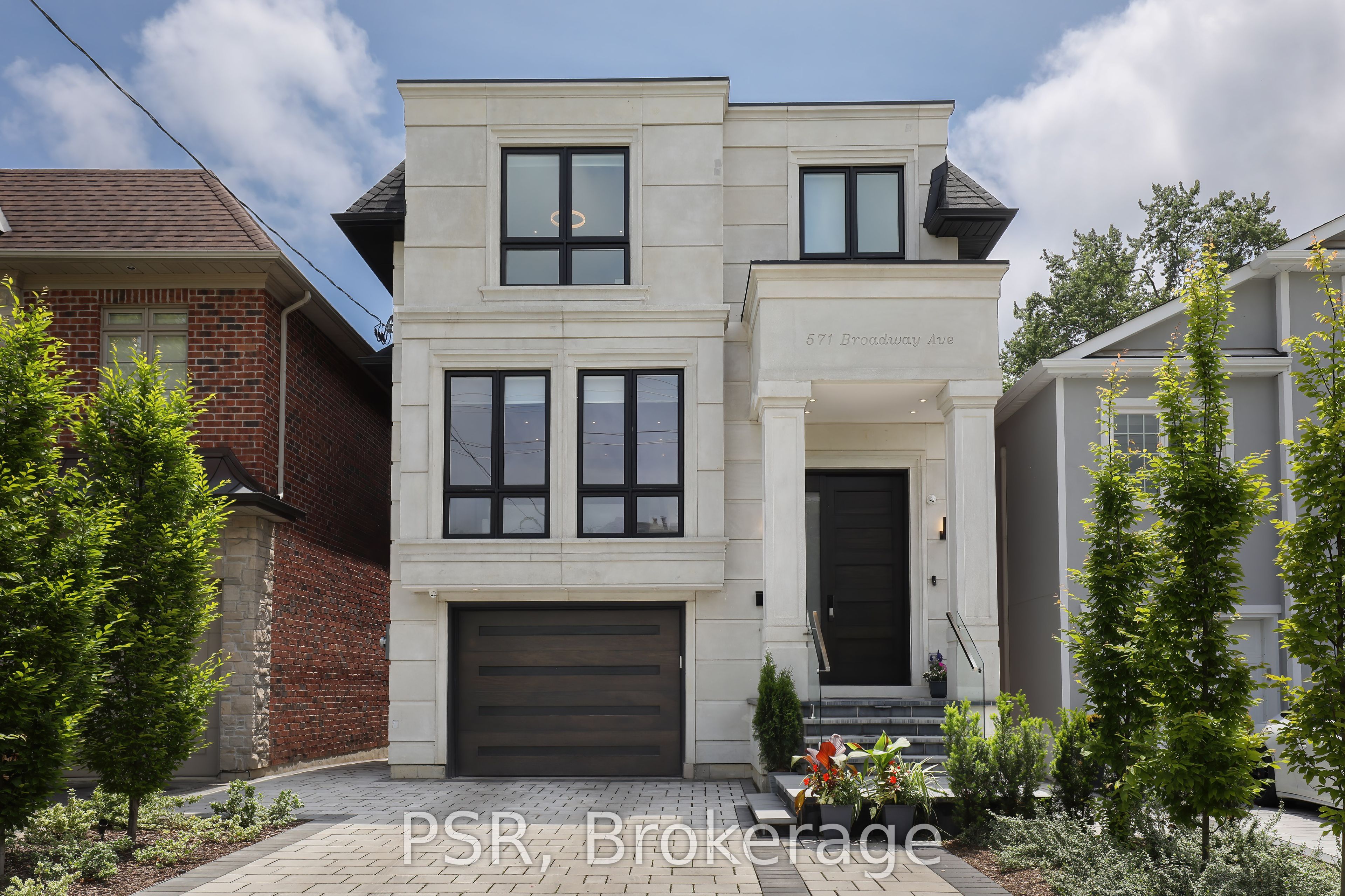 571 Broadway Avenue Property Photo 1