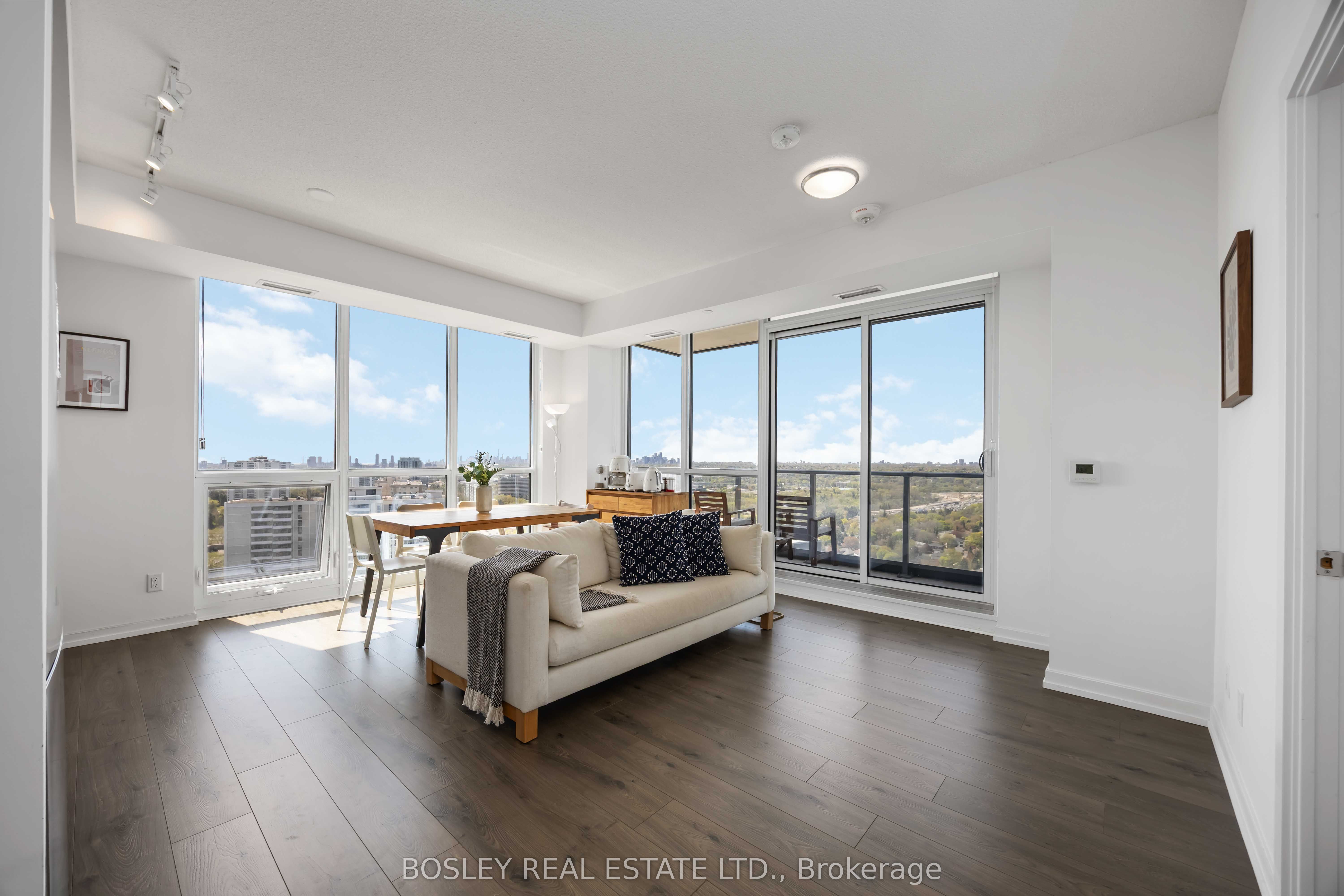 #1807 - 38 Forest Manor Road Property Photo 1