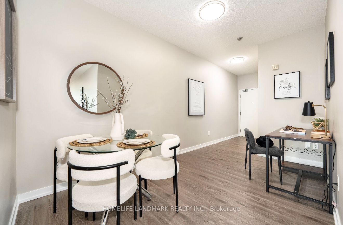 #1811 - 33 Singer Court Property Photo 4