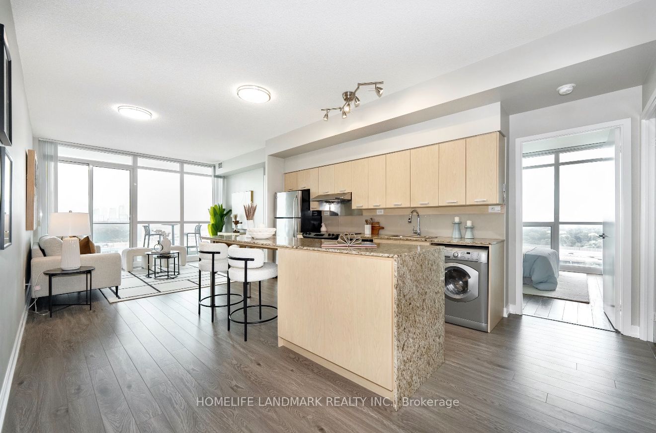#1811 - 33 Singer Court Property Photo 6