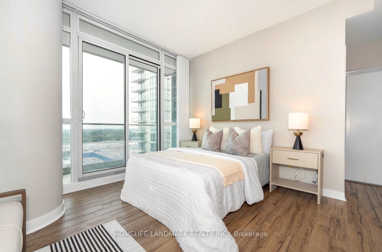 #1811 - 33 Singer Court Property Photo 13