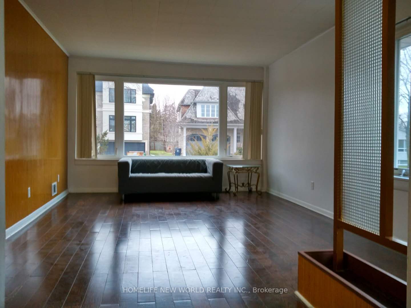 96 Berkinshaw Crescent Property Photo 2