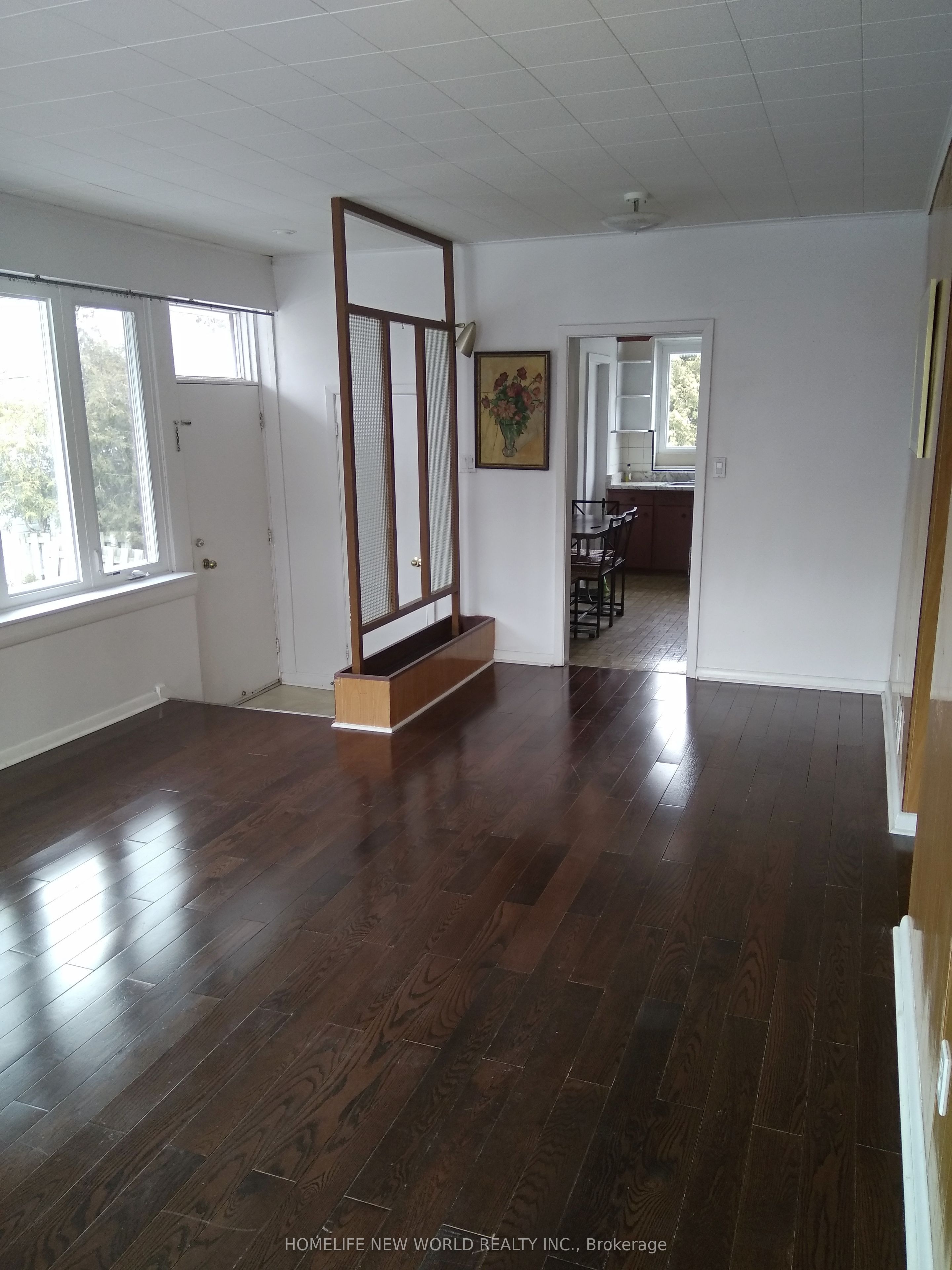 96 Berkinshaw Crescent Property Photo 3