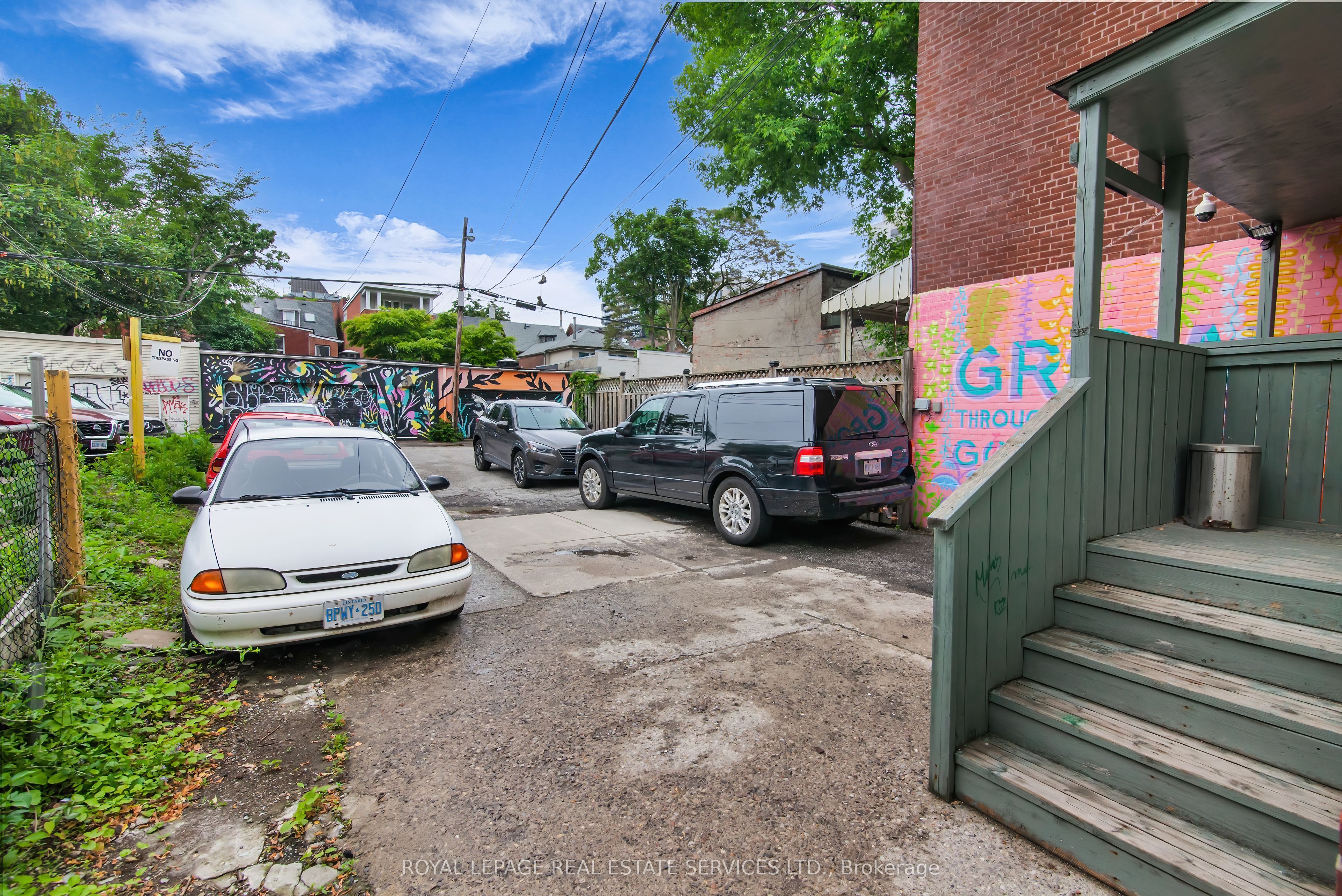 346 Dundas Street W Main Floor Property Photo 36