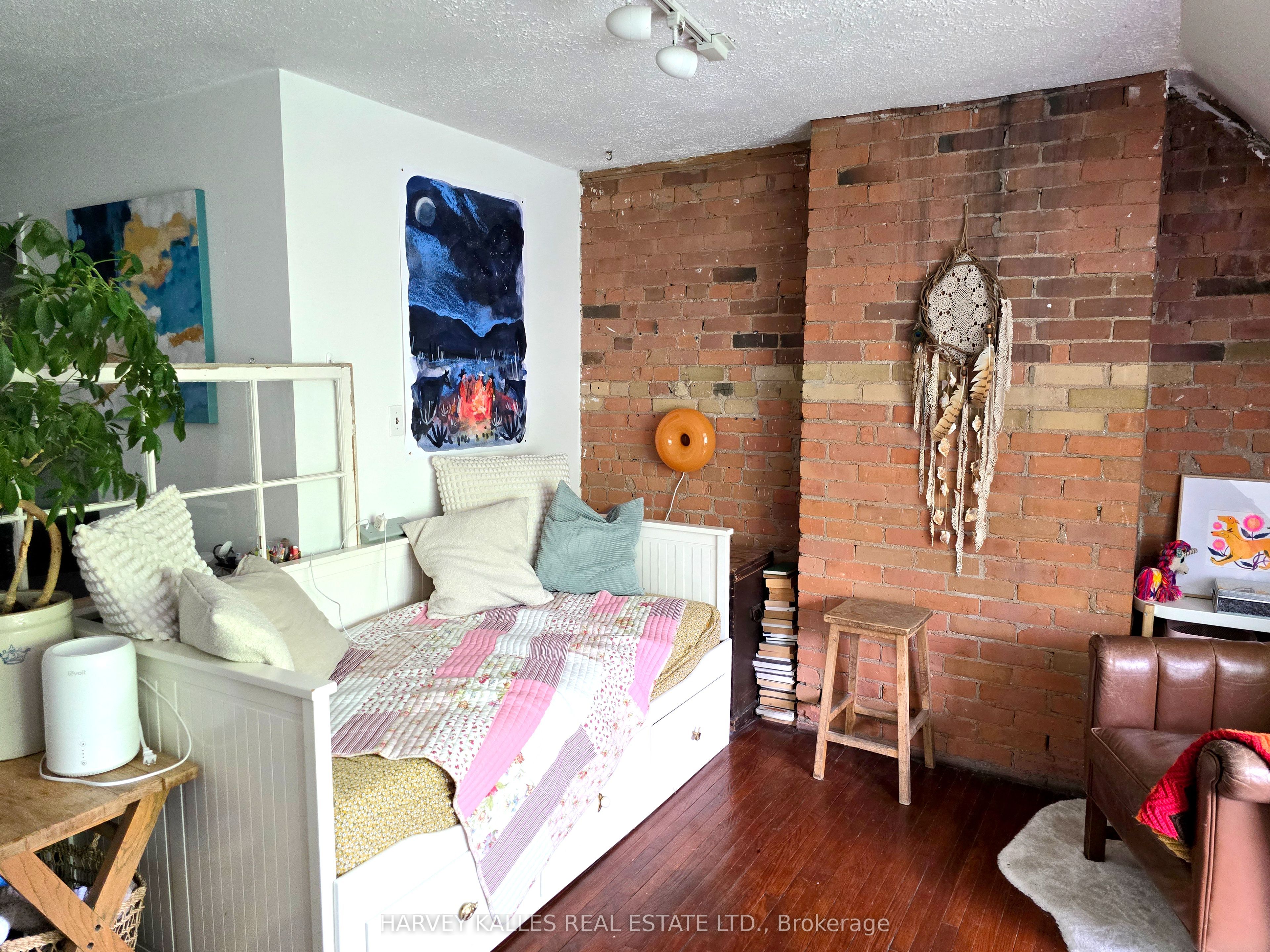 107 Pembroke Street Property Photo 9