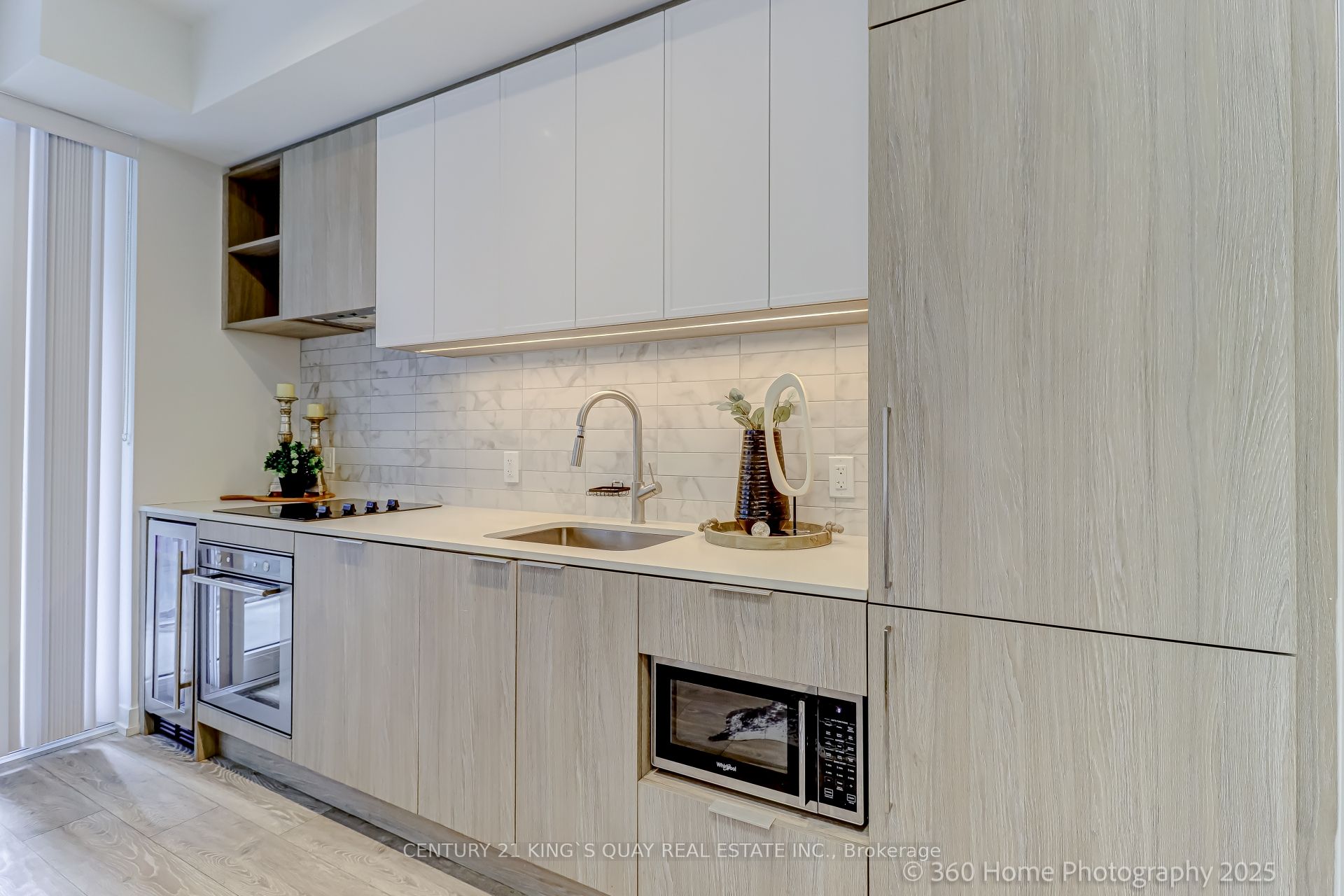 #601 - 2020 Bathurst Street Property Photo 3