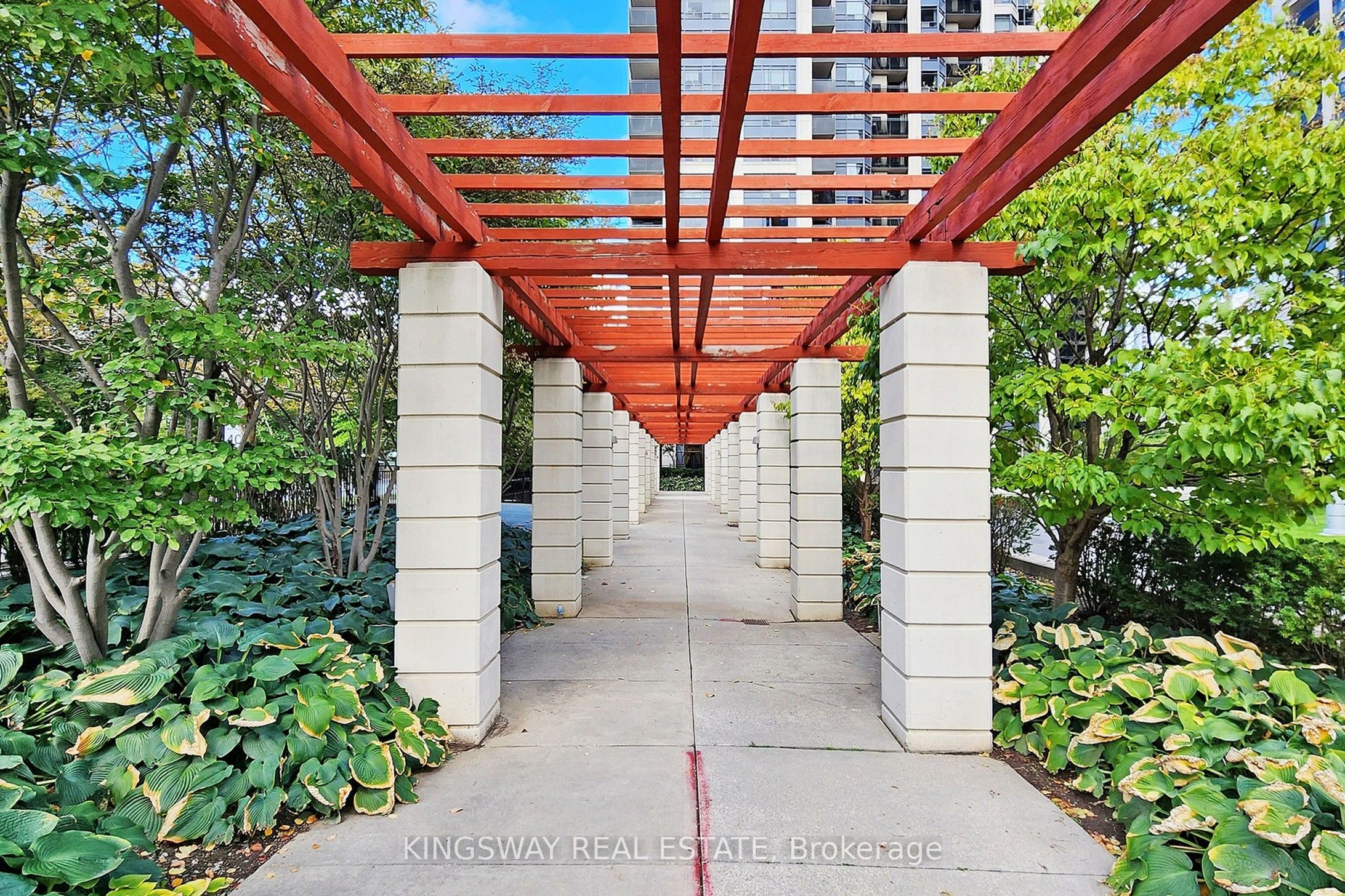 #2007 - 155 Beecroft Road Property Photo 2