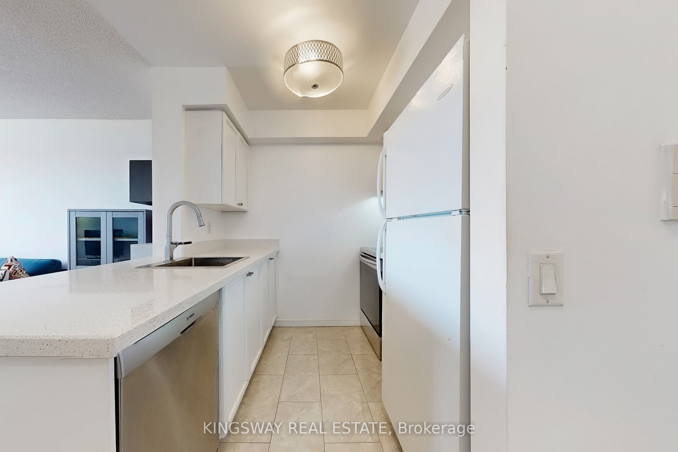 #2007 - 155 Beecroft Road Property Photo 8