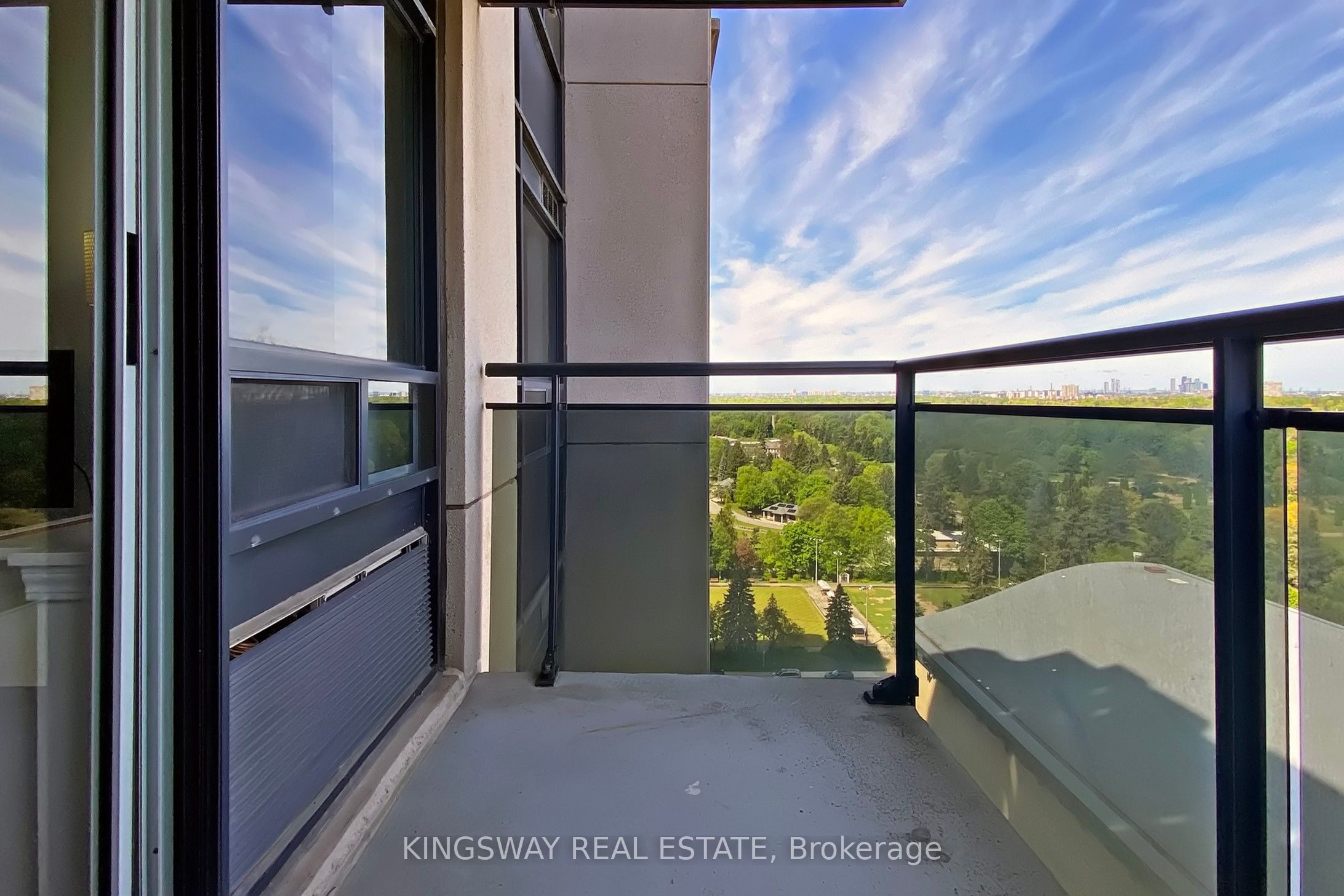 #2007 - 155 Beecroft Road Property Photo 14