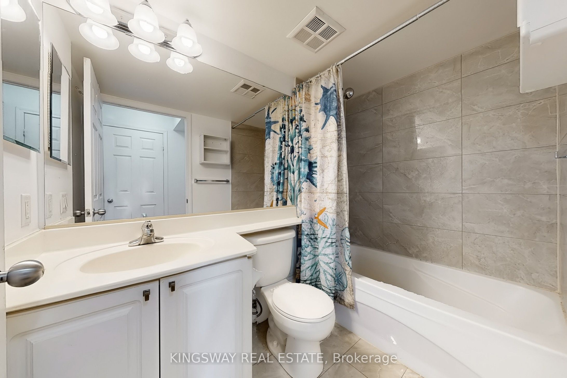 #2007 - 155 Beecroft Road Property Photo 19
