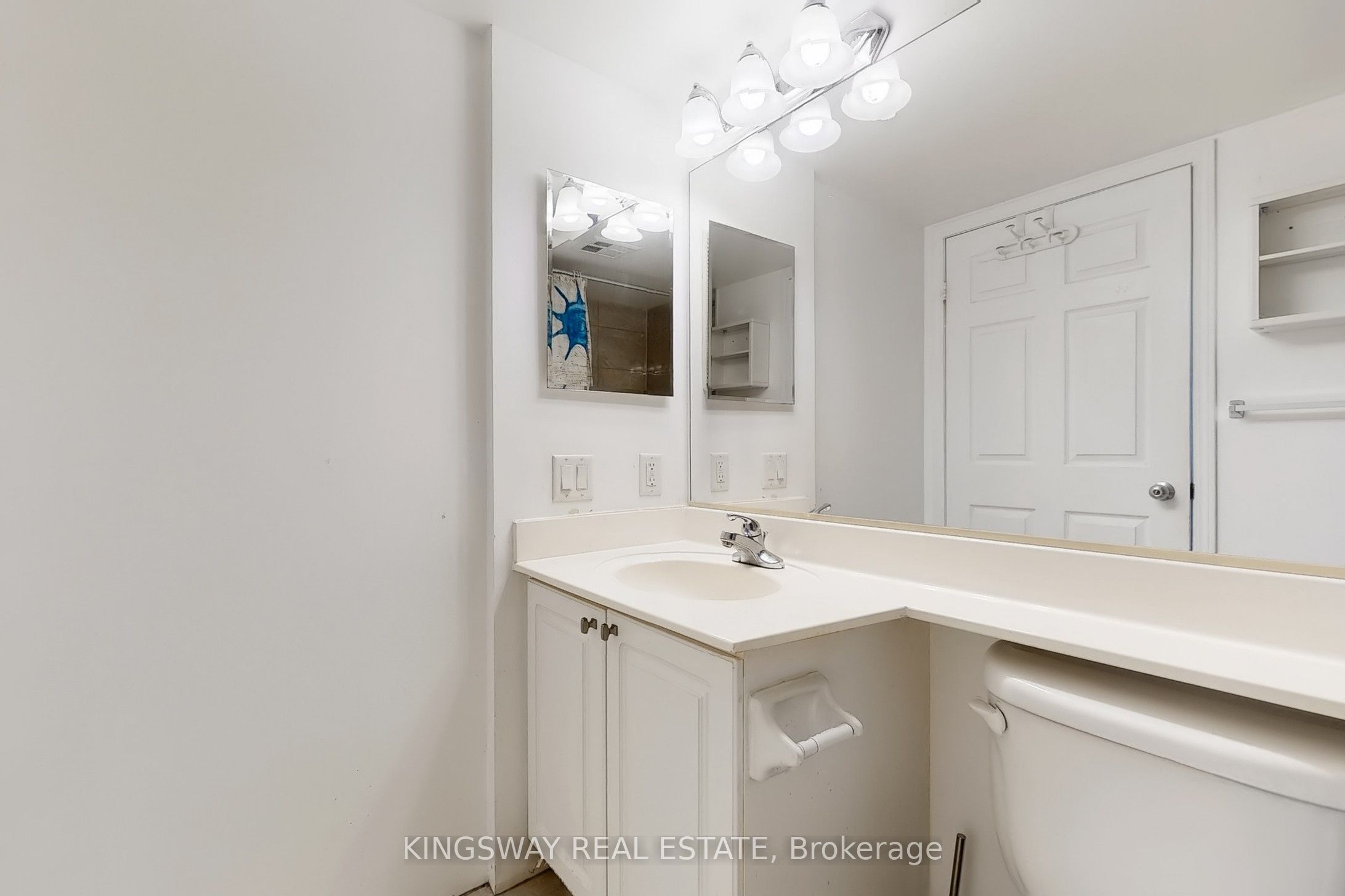 #2007 - 155 Beecroft Road Property Photo 20