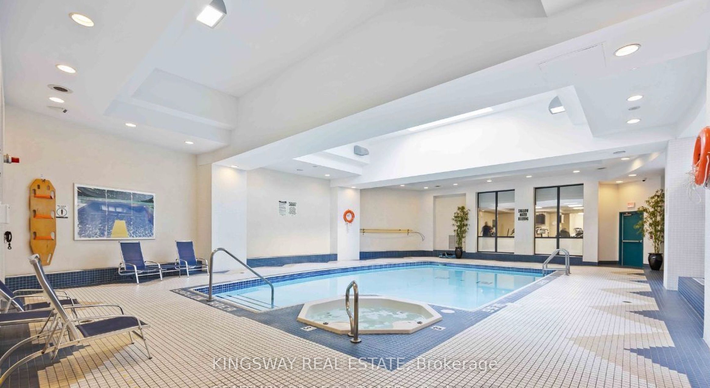 #2007 - 155 Beecroft Road Property Photo 22