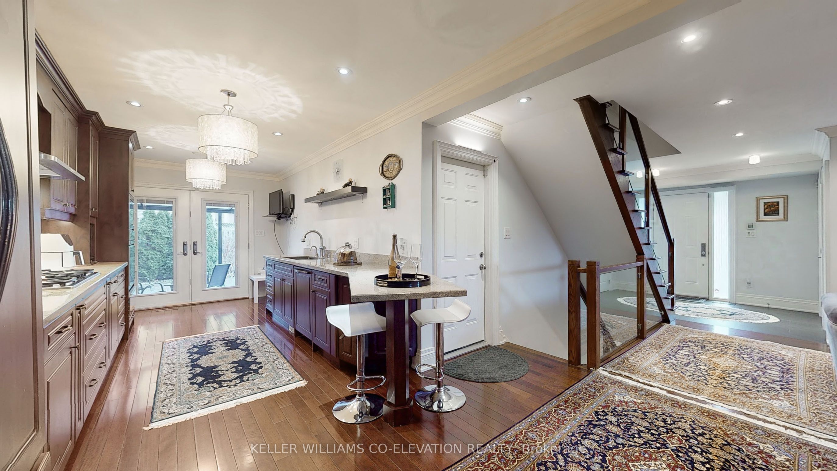 239 Pineway Blvd Boulevard Property Photo 5