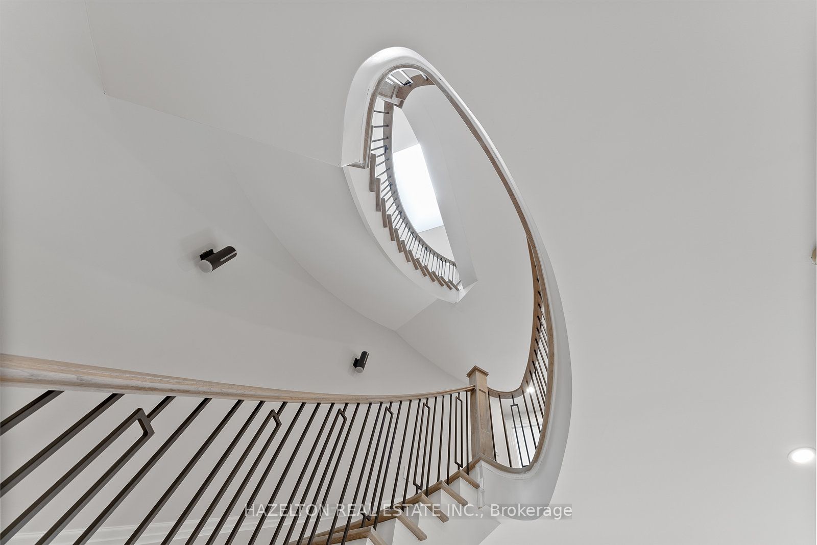 258 Spadina Road Property Photo 20