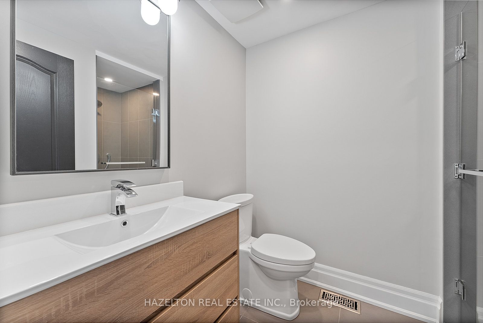 258 Spadina Road Property Photo 28