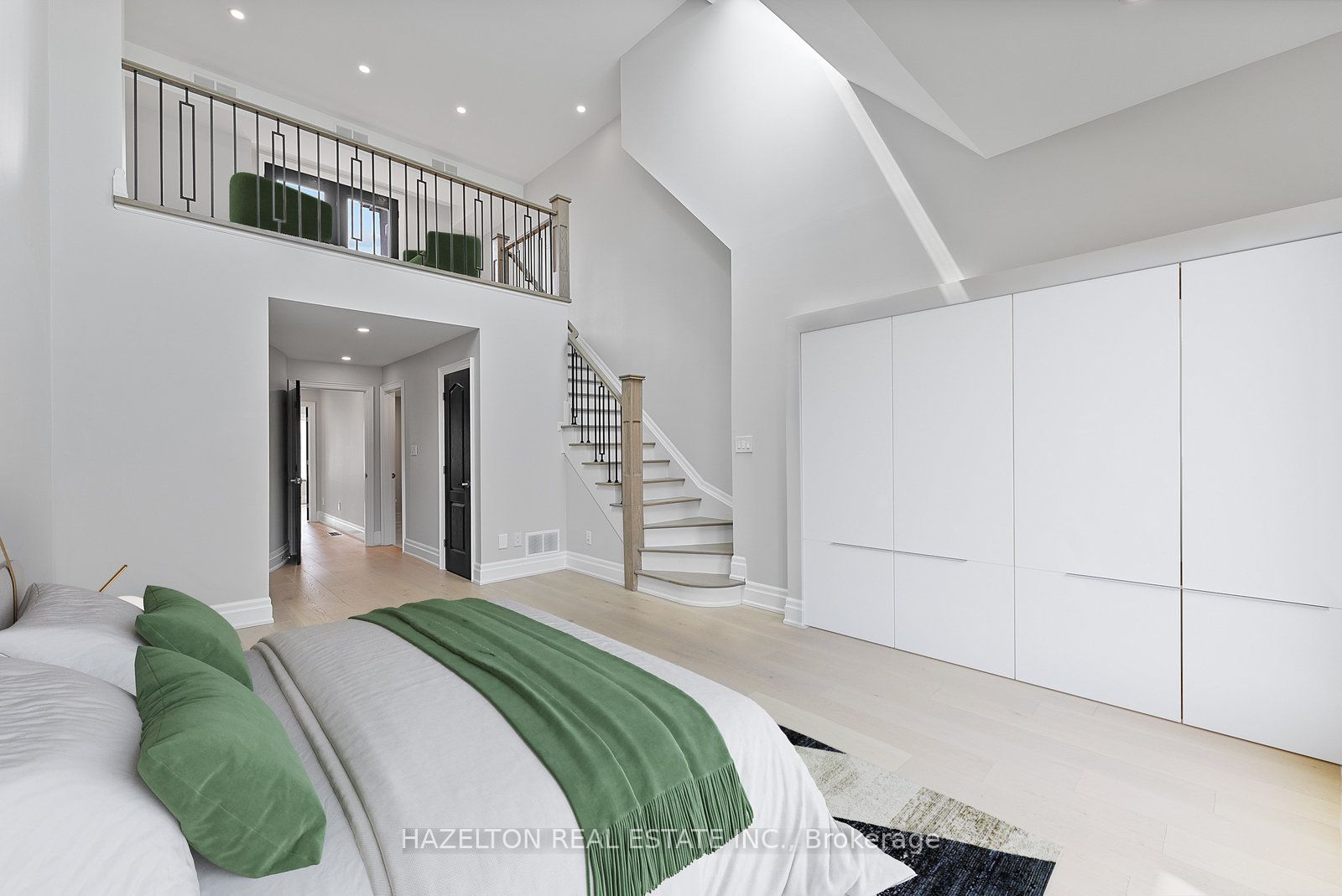 258 Spadina Road Property Photo 32