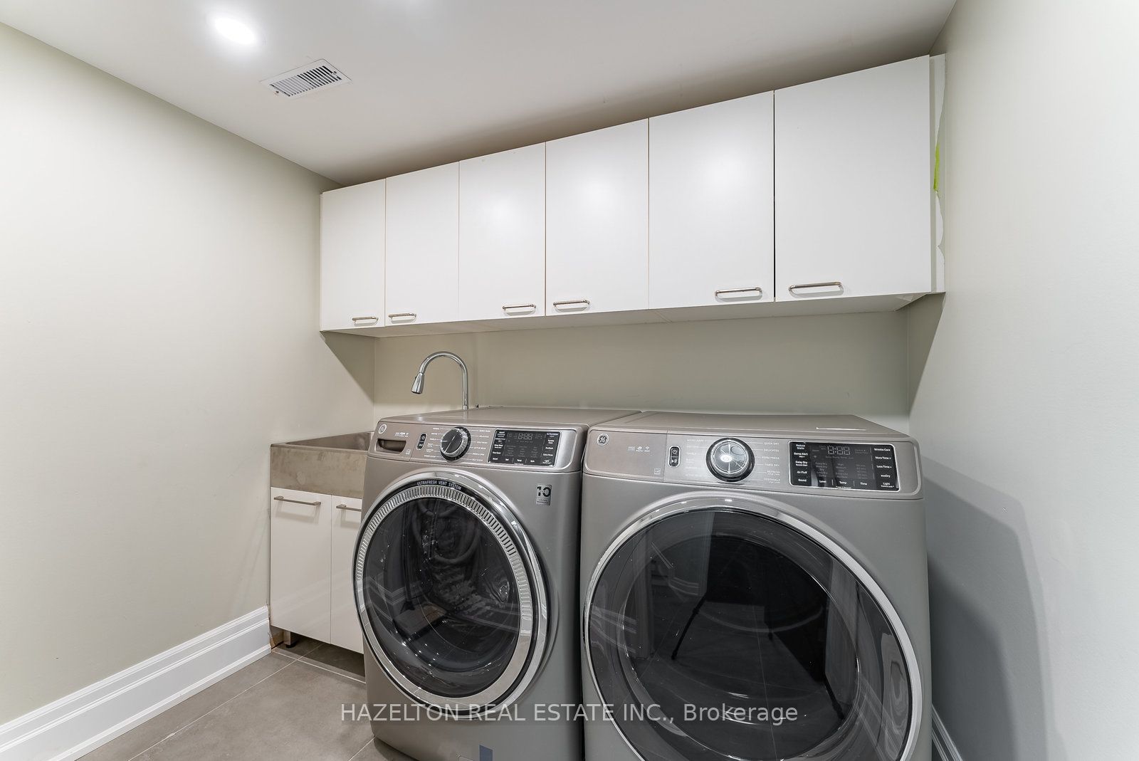 258 Spadina Road Property Photo 47