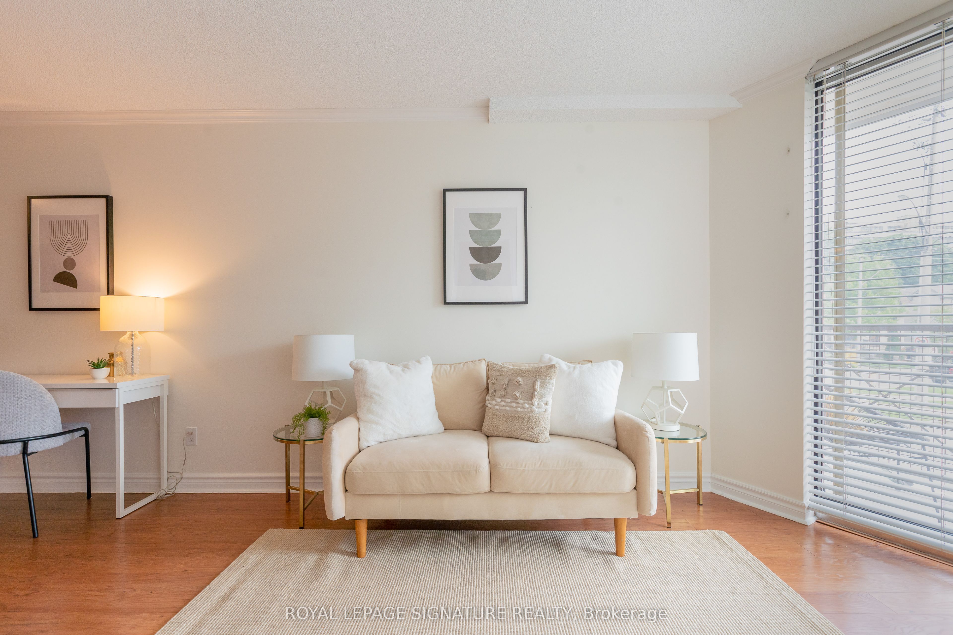#206 - 356 Mcrae Drive Property Photo 3