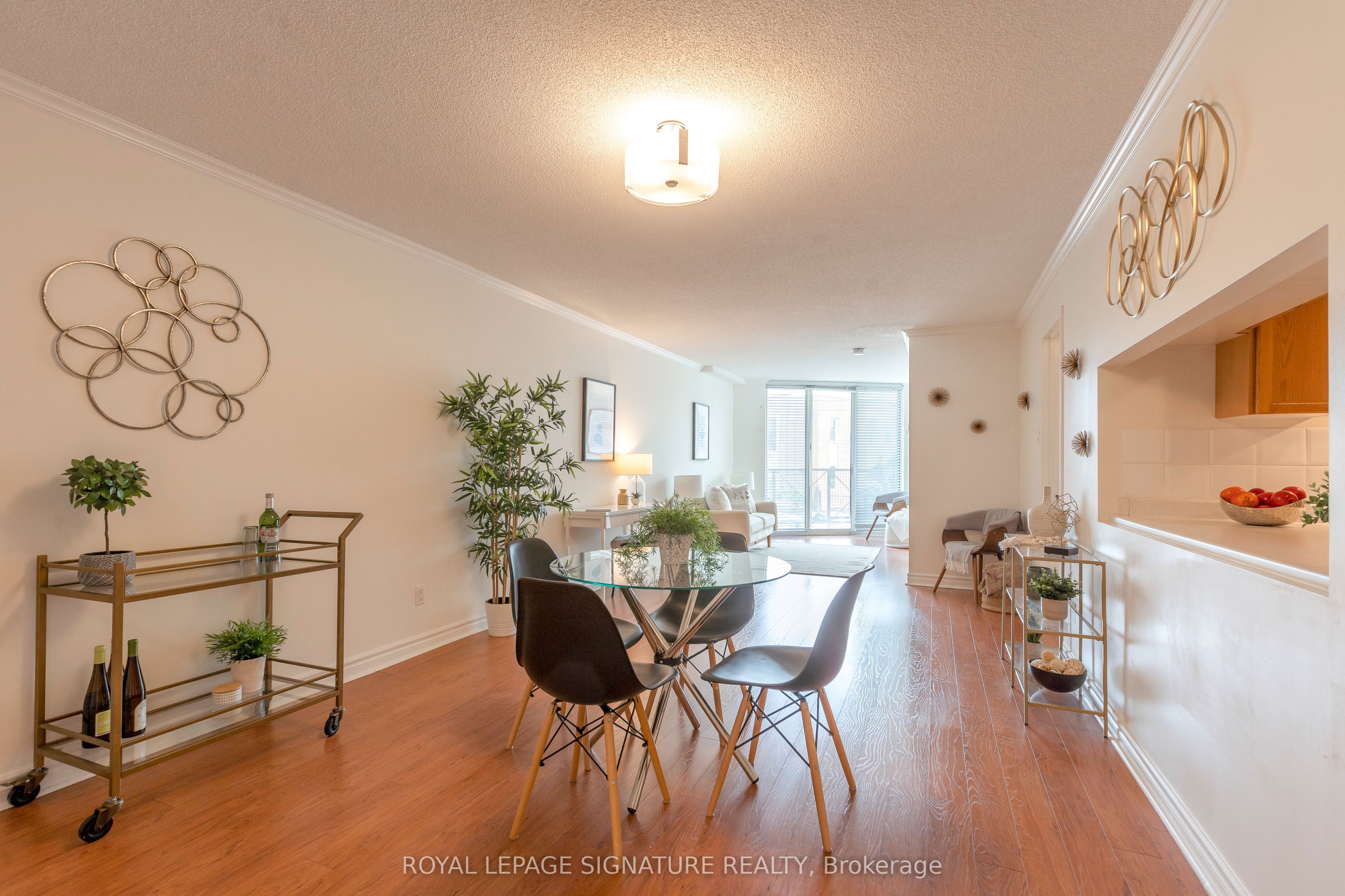 #206 - 356 Mcrae Drive Property Photo 5
