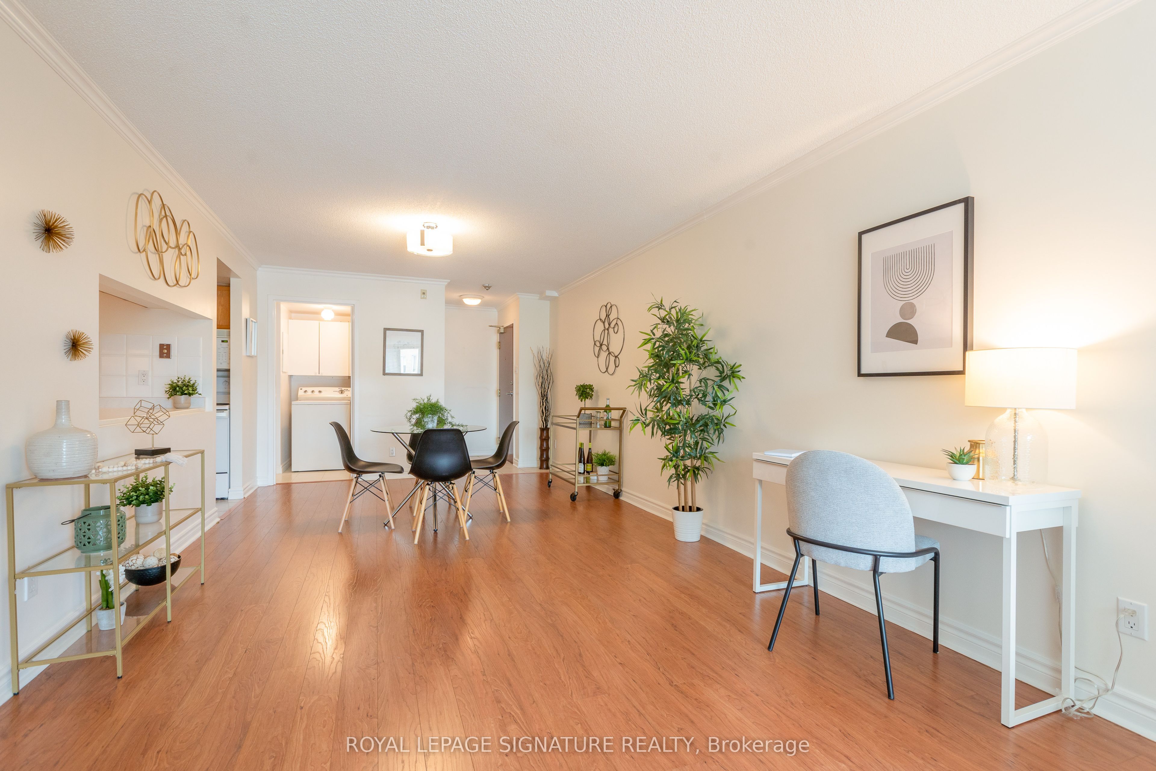 #206 - 356 Mcrae Drive Property Photo 6