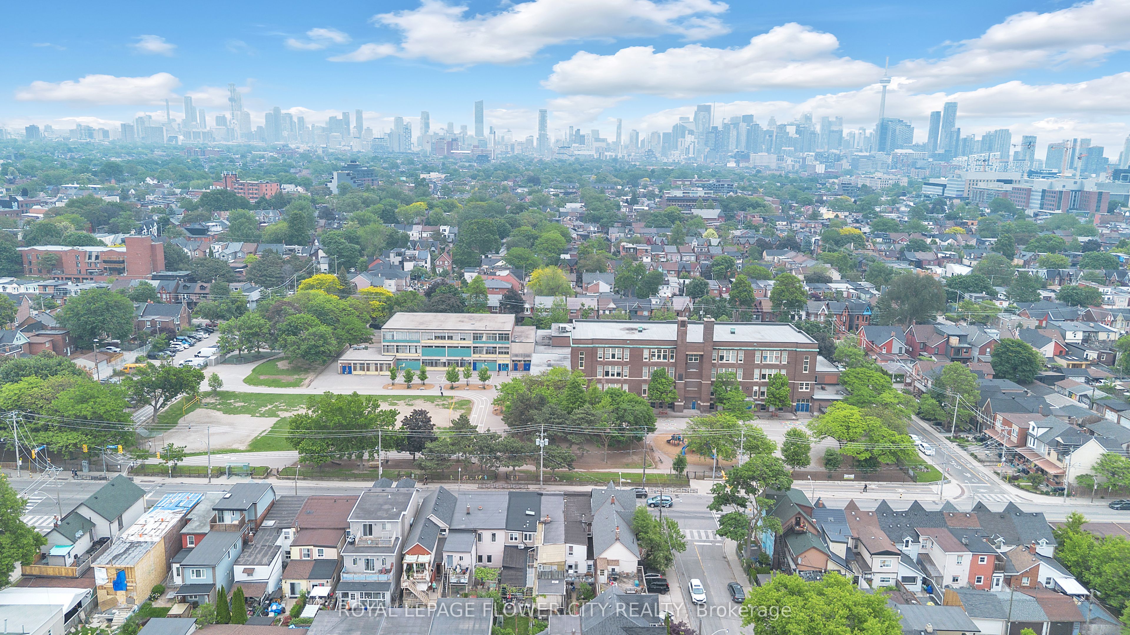 500 Dufferin Street Property Photo 3