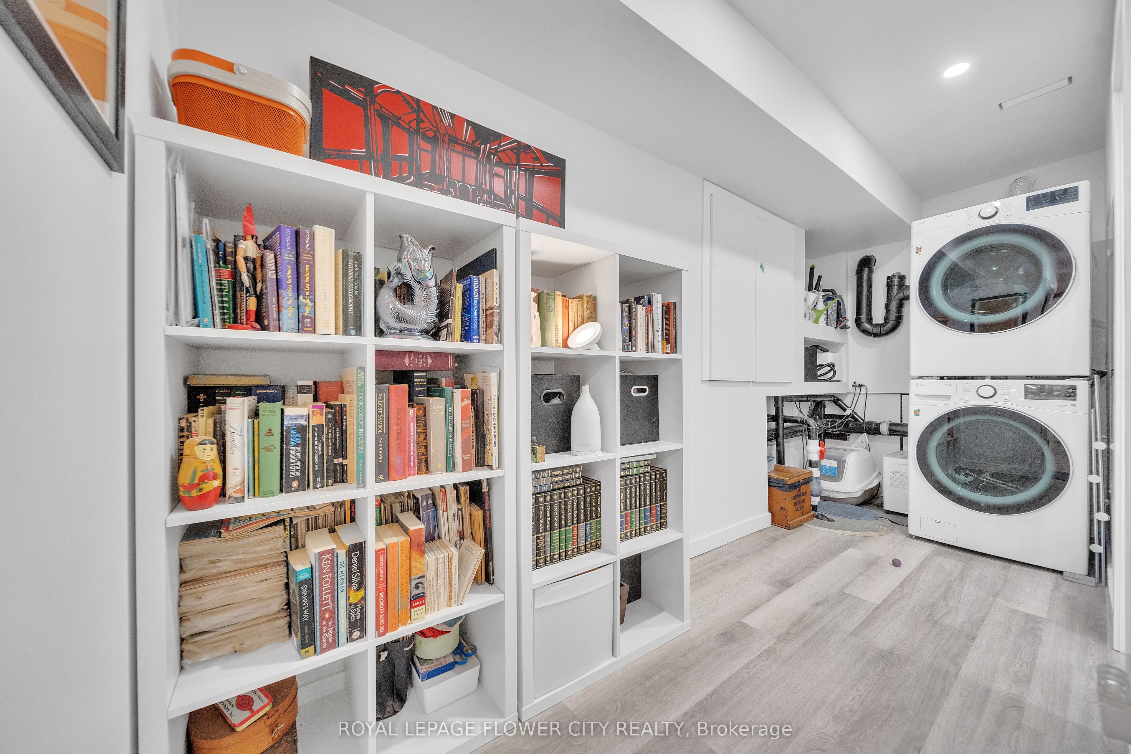 500 Dufferin Street Property Photo 34