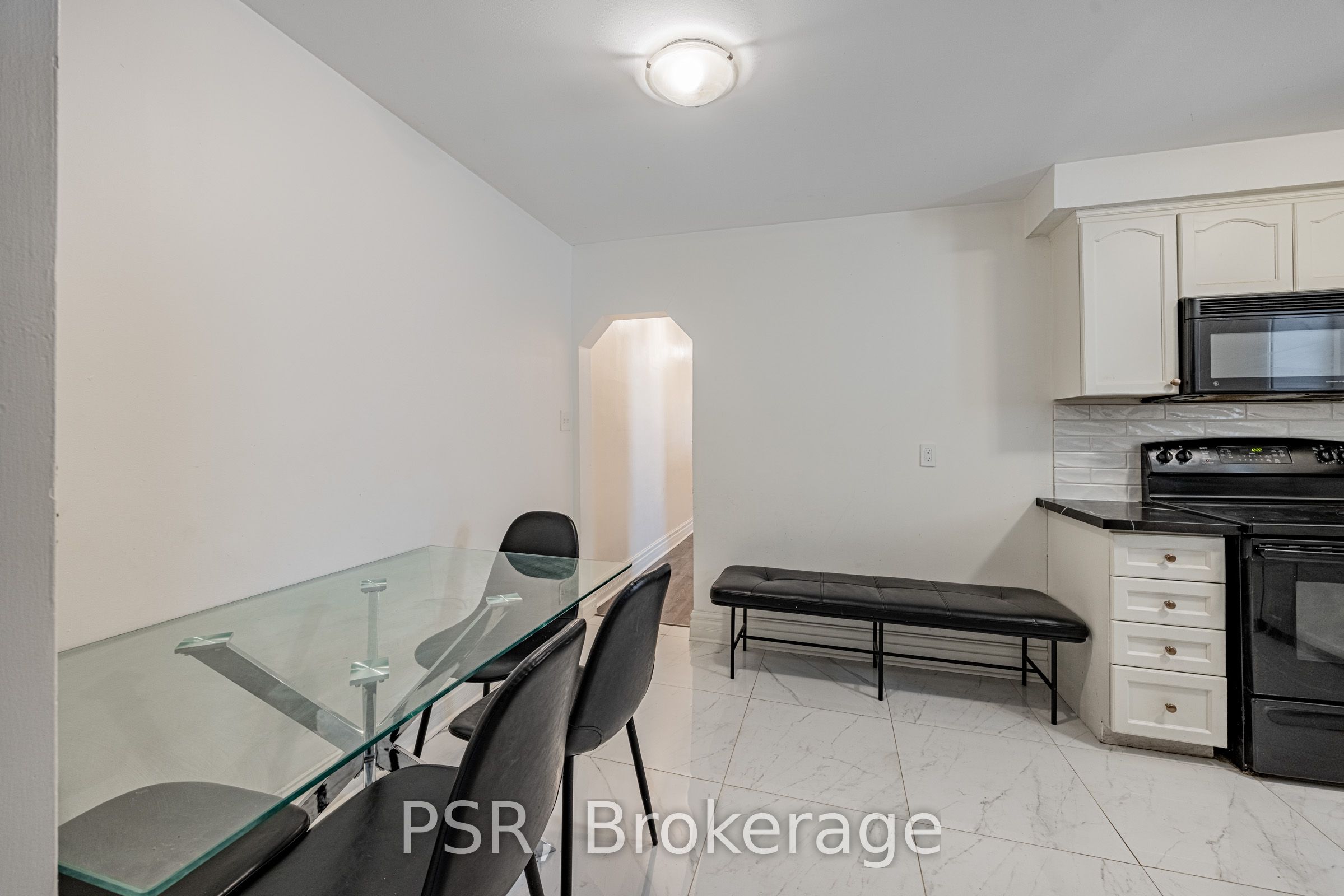 285 Robina Avenue Property Photo 8