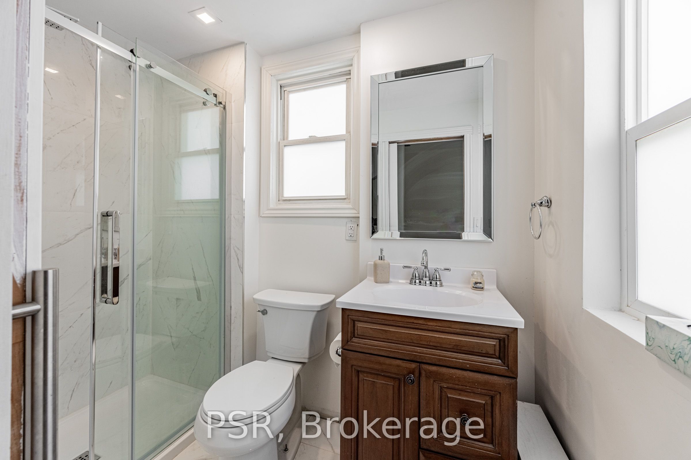 285 Robina Avenue Property Photo 9