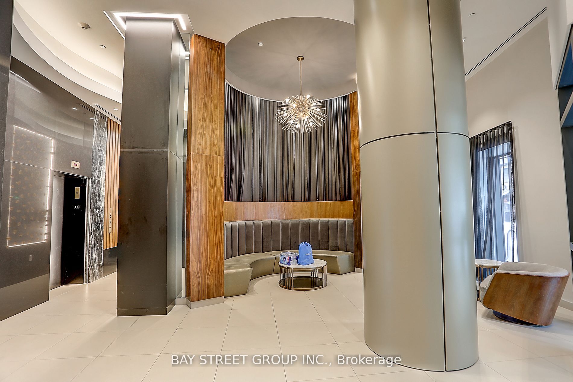 #506 - 99 John Street Property Photo 11