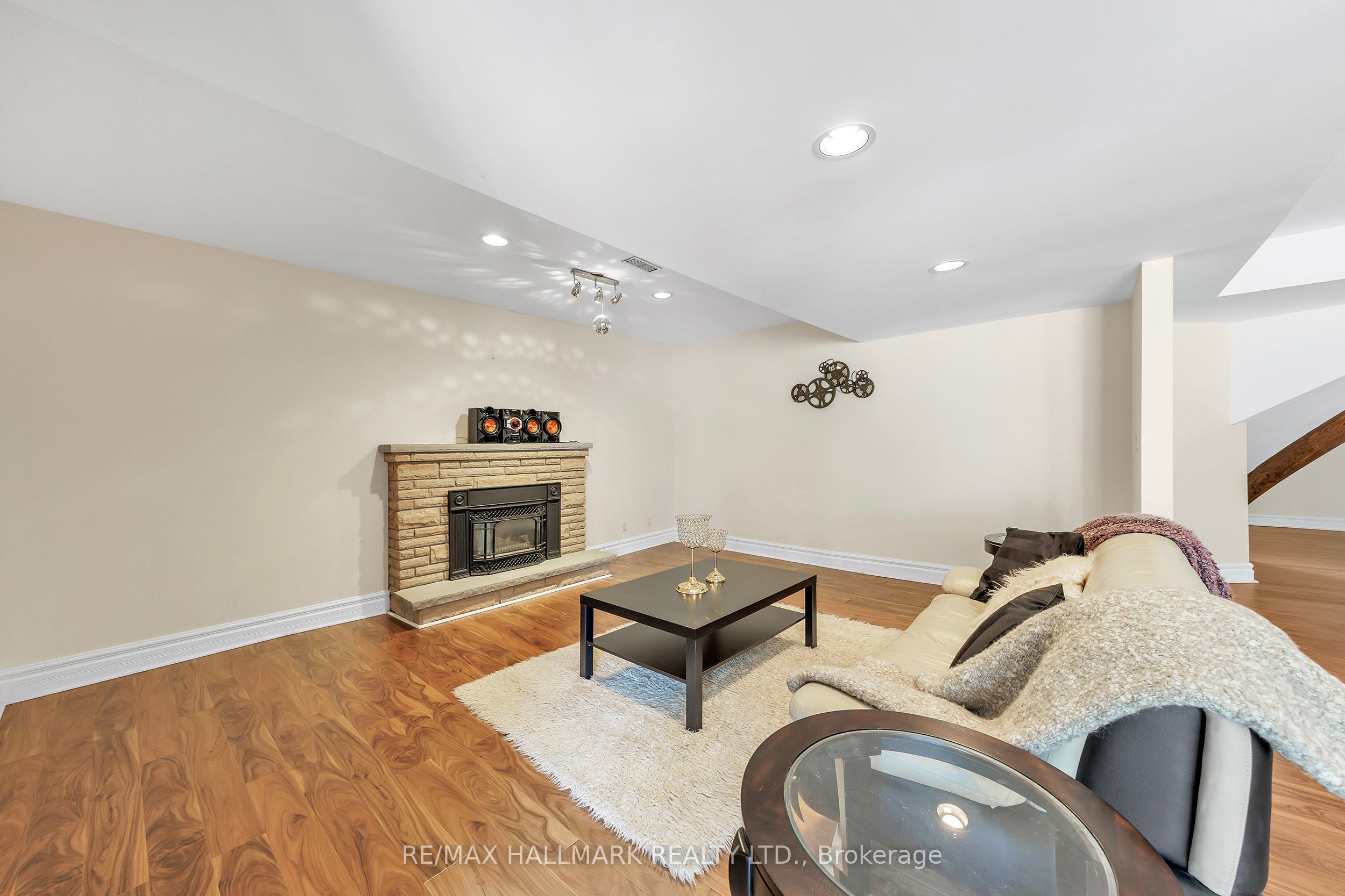 6 Montford Drive Property Photo 24