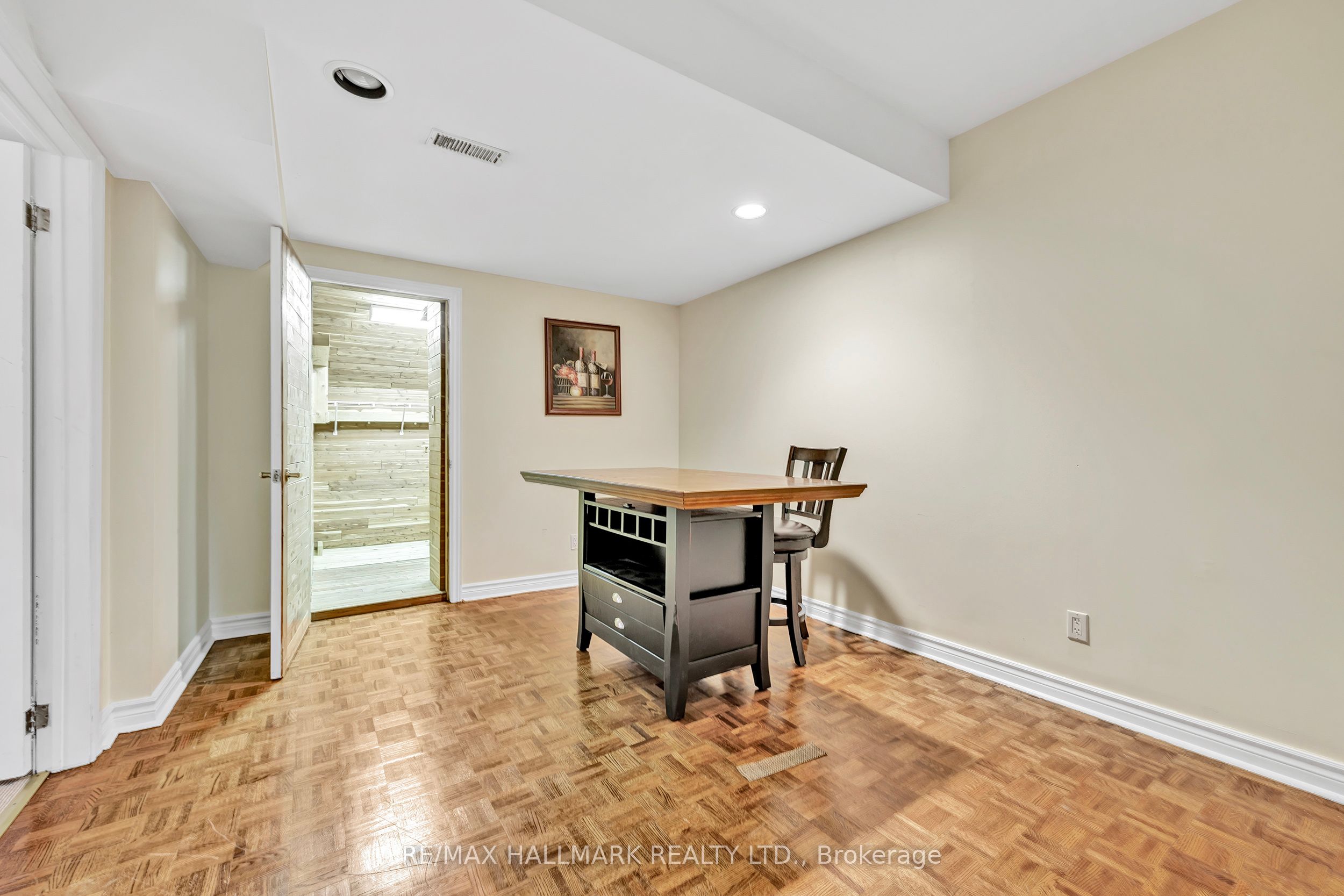 6 Montford Drive Property Photo 27