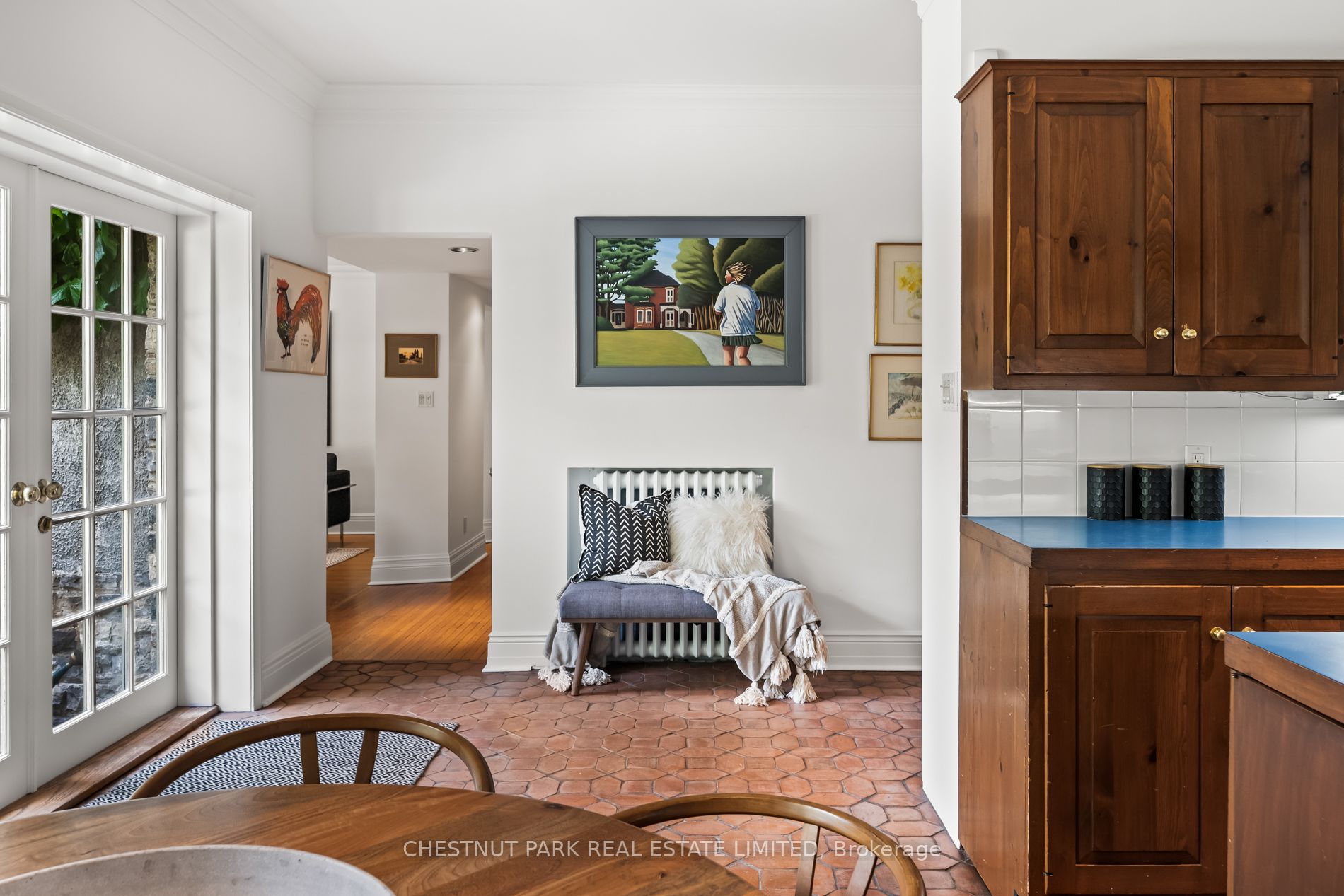 49 Roxborough Street Property Photo 17