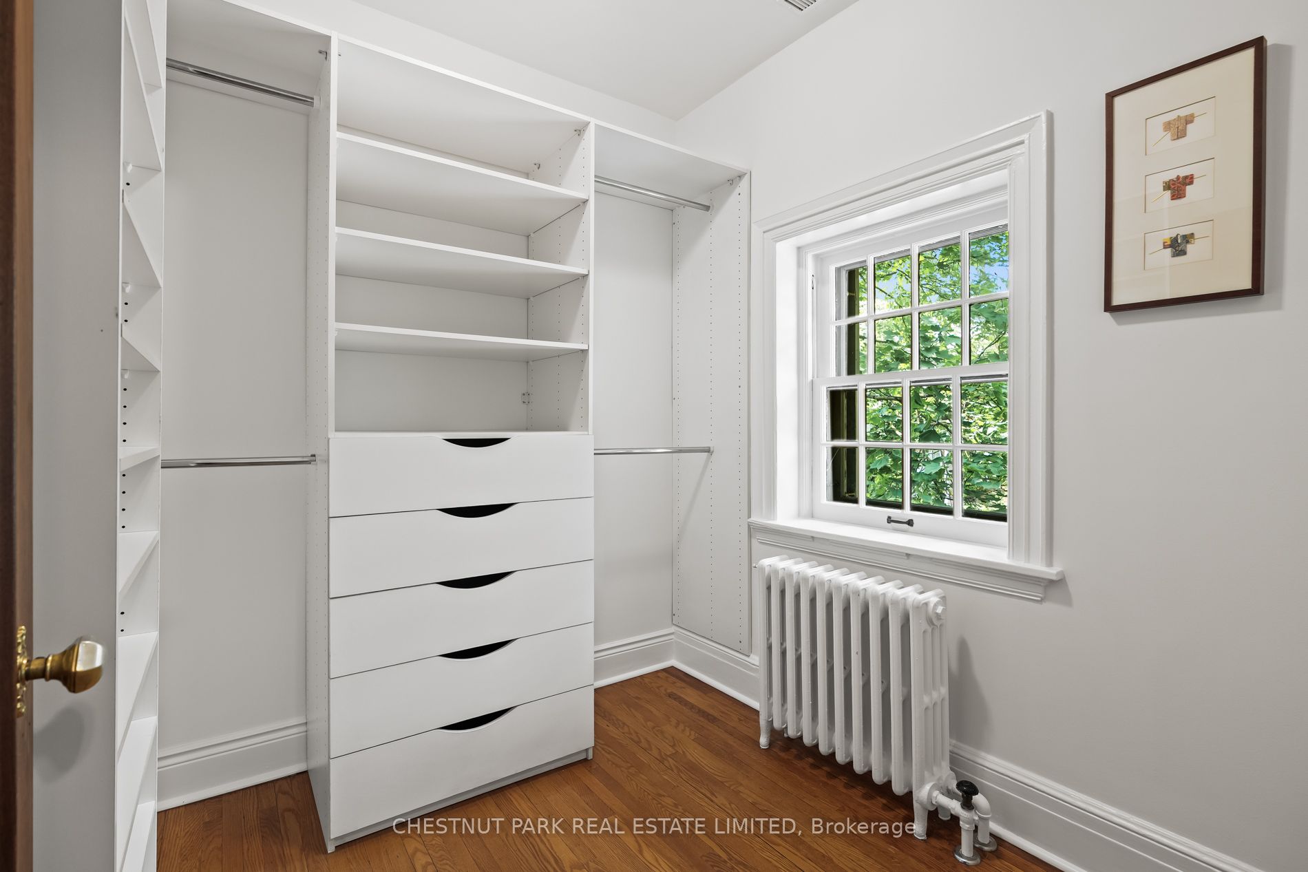 49 Roxborough Street Property Photo 34