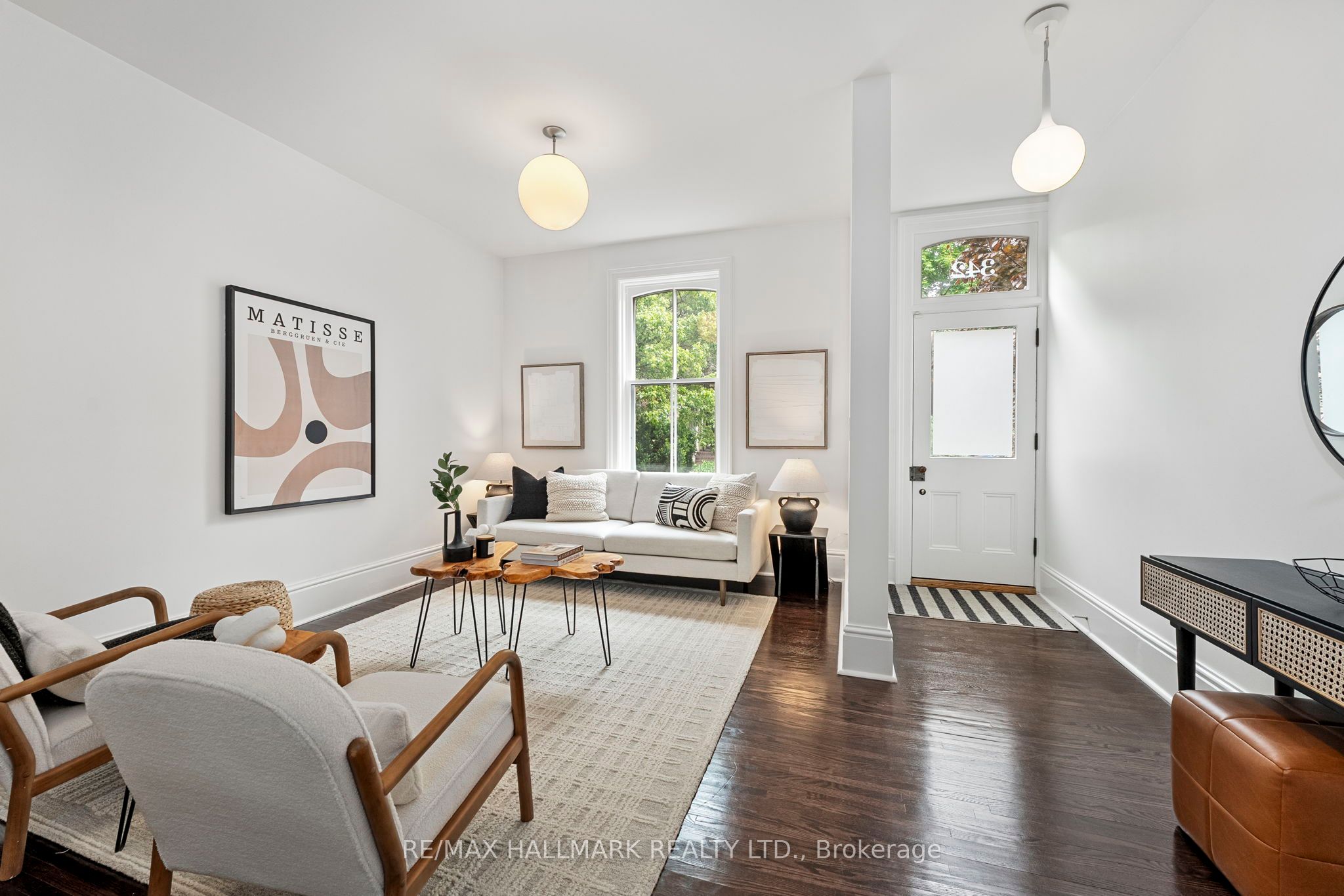 342 Wellesley Street Property Photo 14