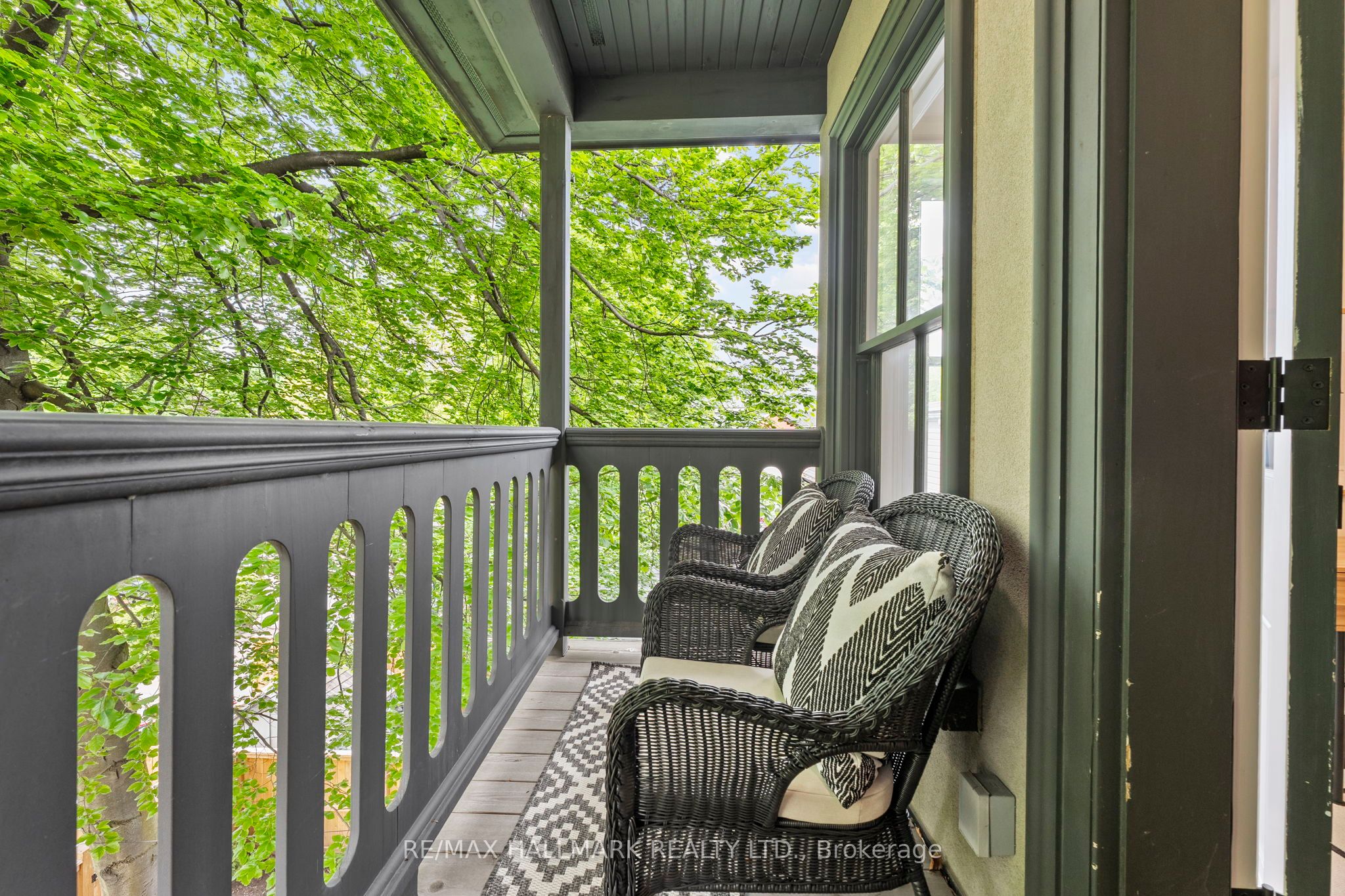 342 Wellesley Street Property Photo 33