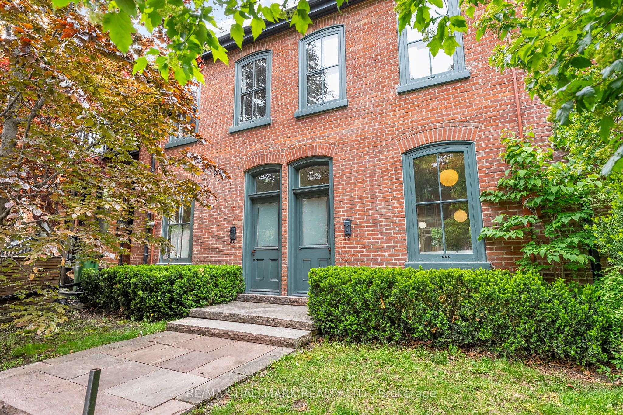 342 Wellesley Street Property Photo 47