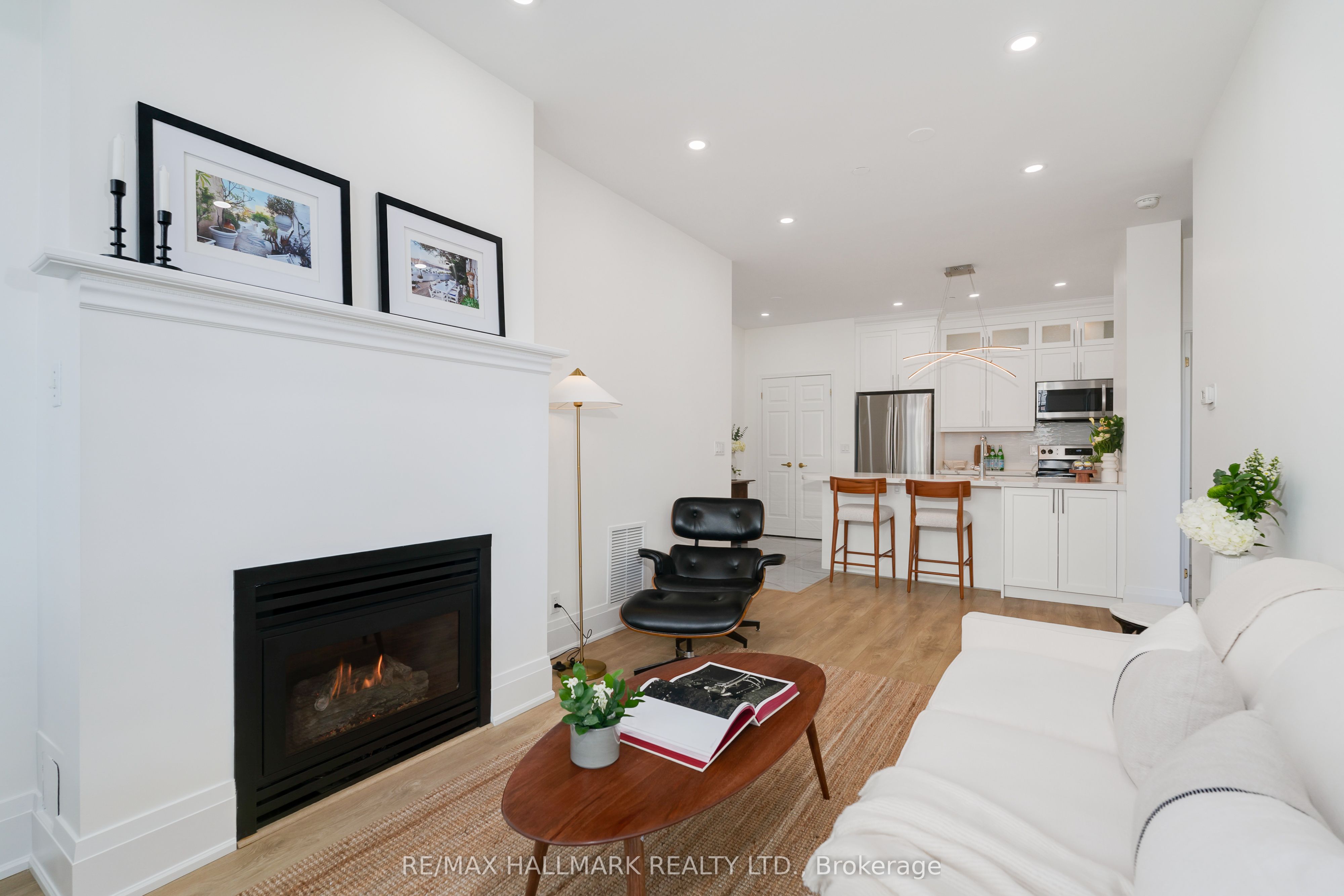 #706 - 980 Yonge Street Property Photo 1