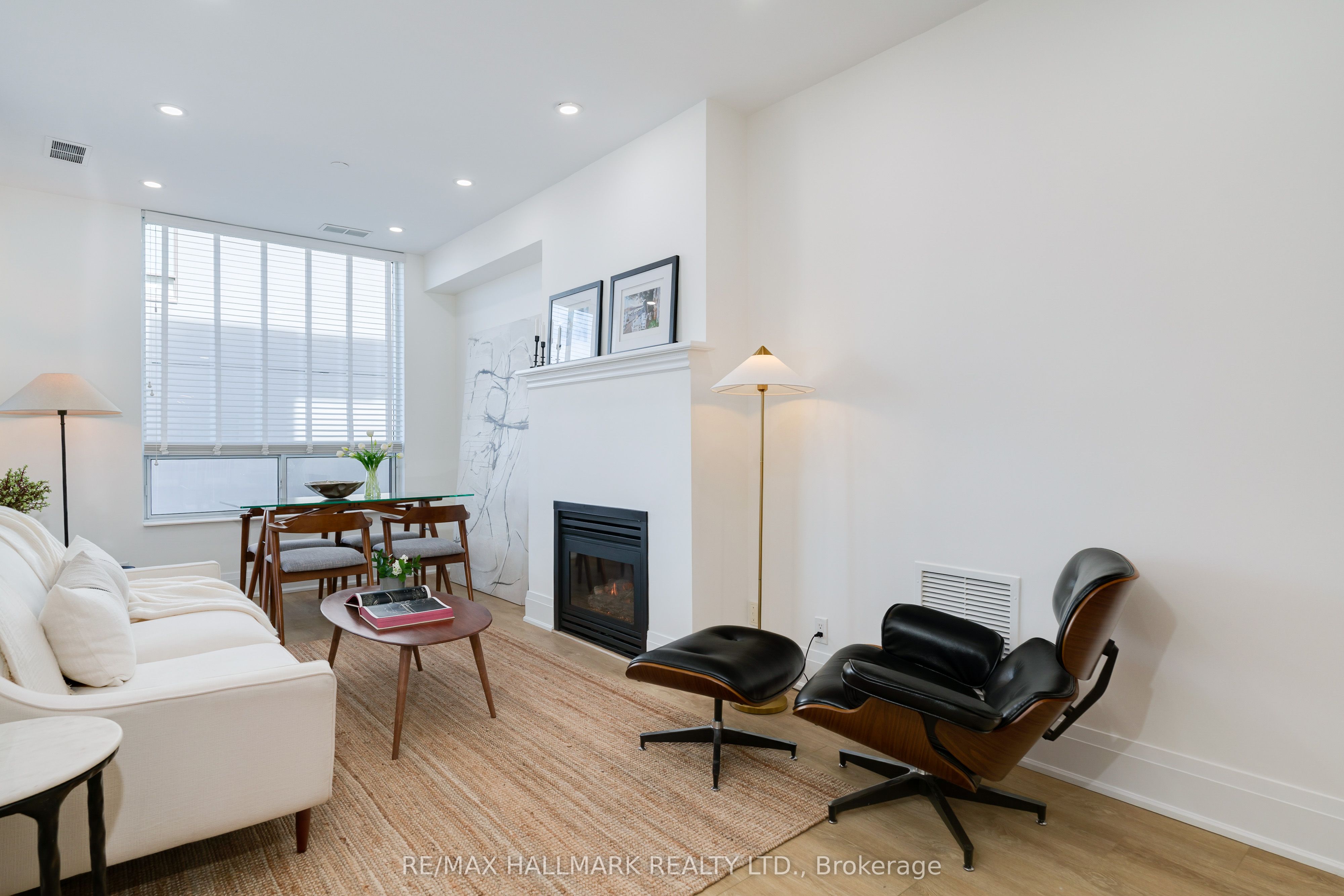 #706 - 980 Yonge Street Property Photo 8