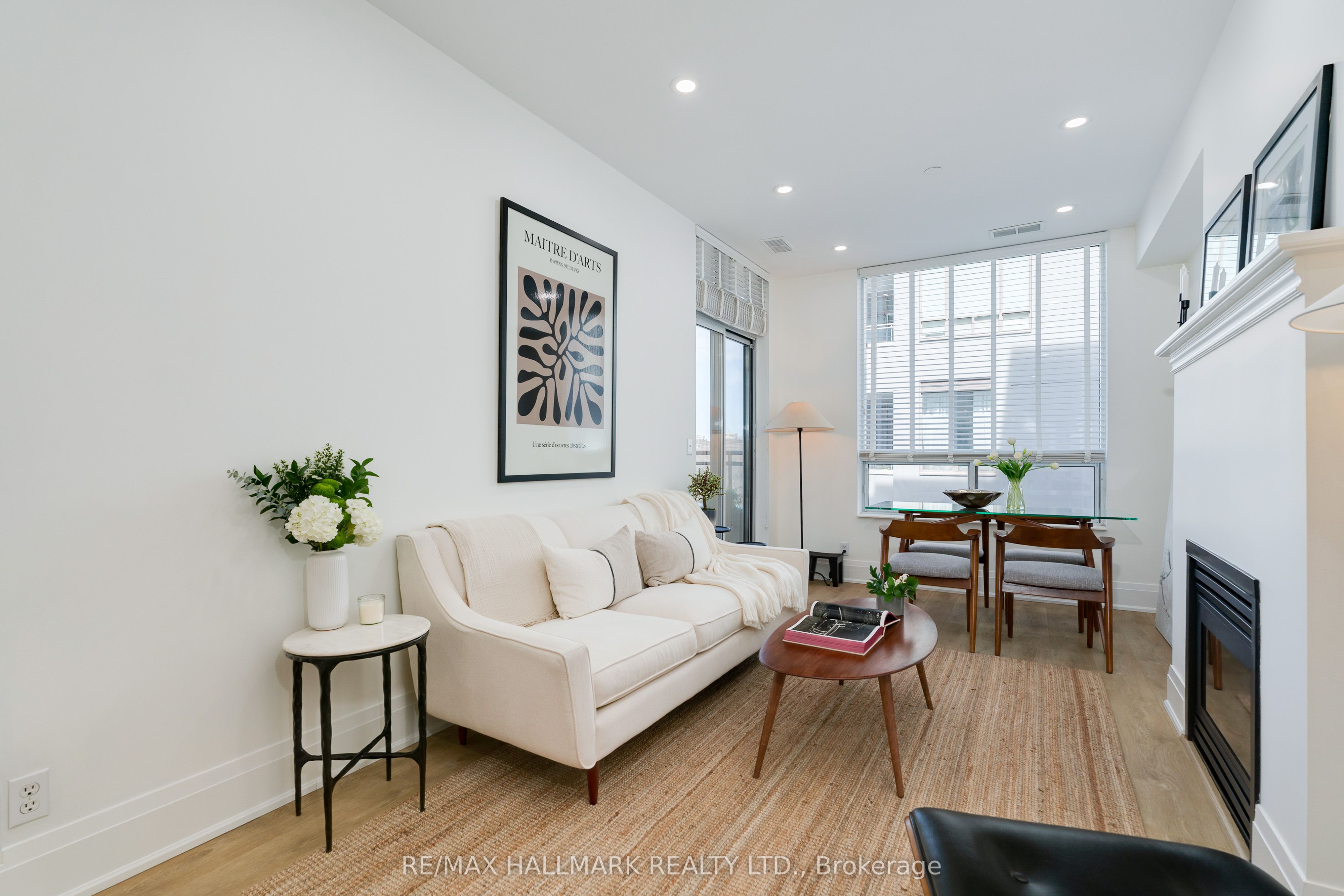 #706 - 980 Yonge Street Property Photo 9